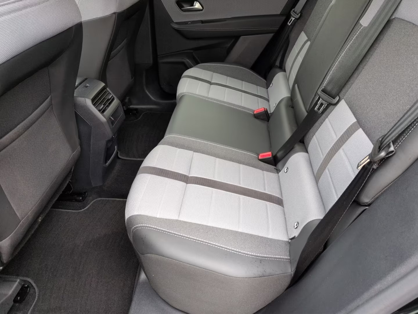 OPEL Grandland-e GS Anhängerkupplung-image-14