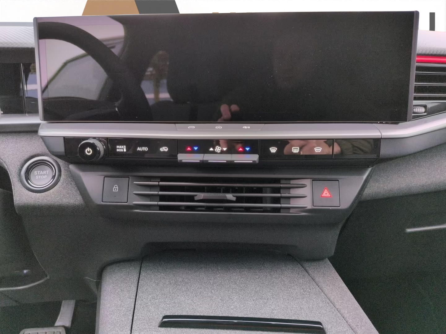 OPEL Grandland-e GS Anhängerkupplung-image-18