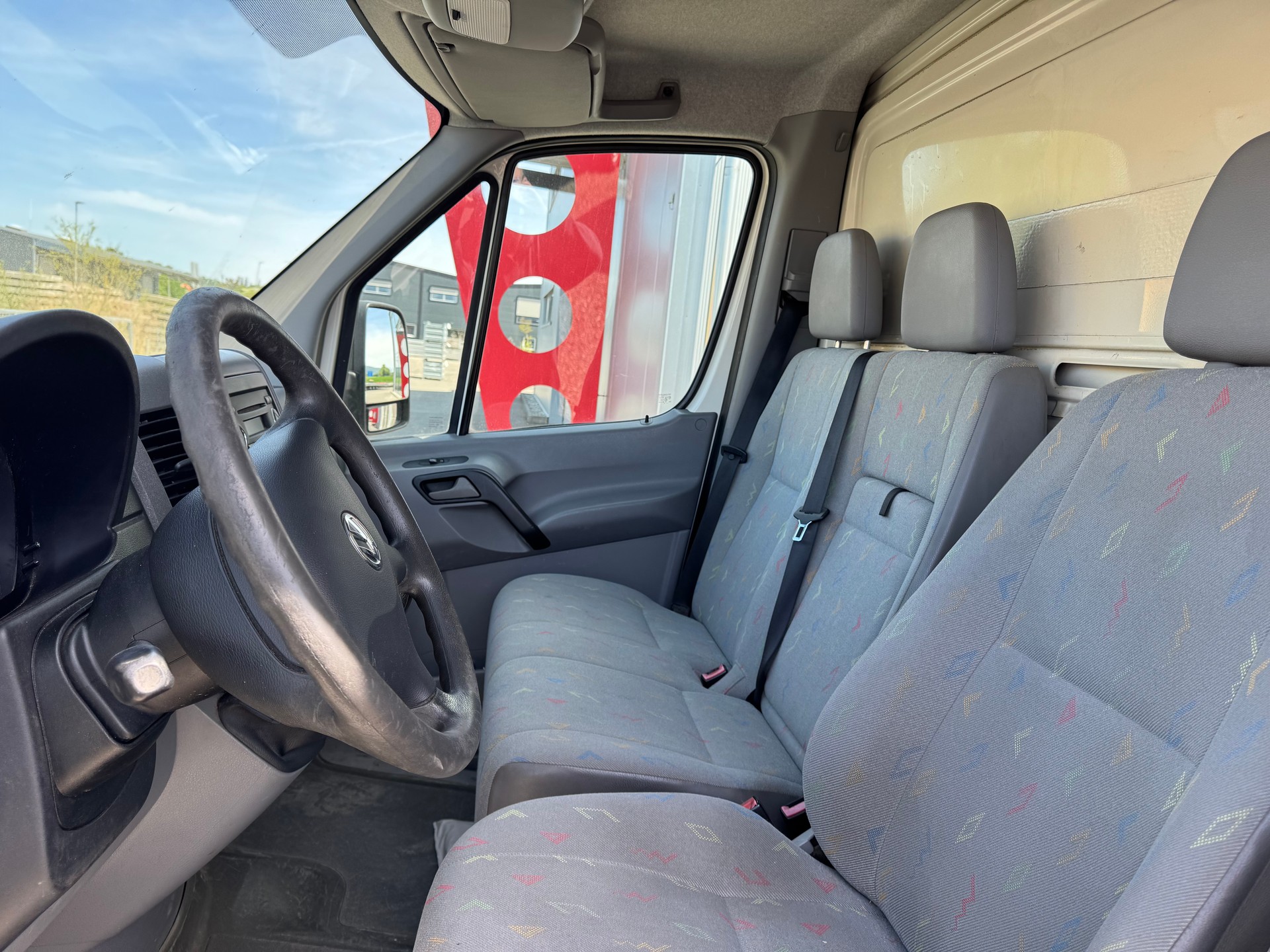 VW Crafter 35 2.5 TDI 109 PS-image-7