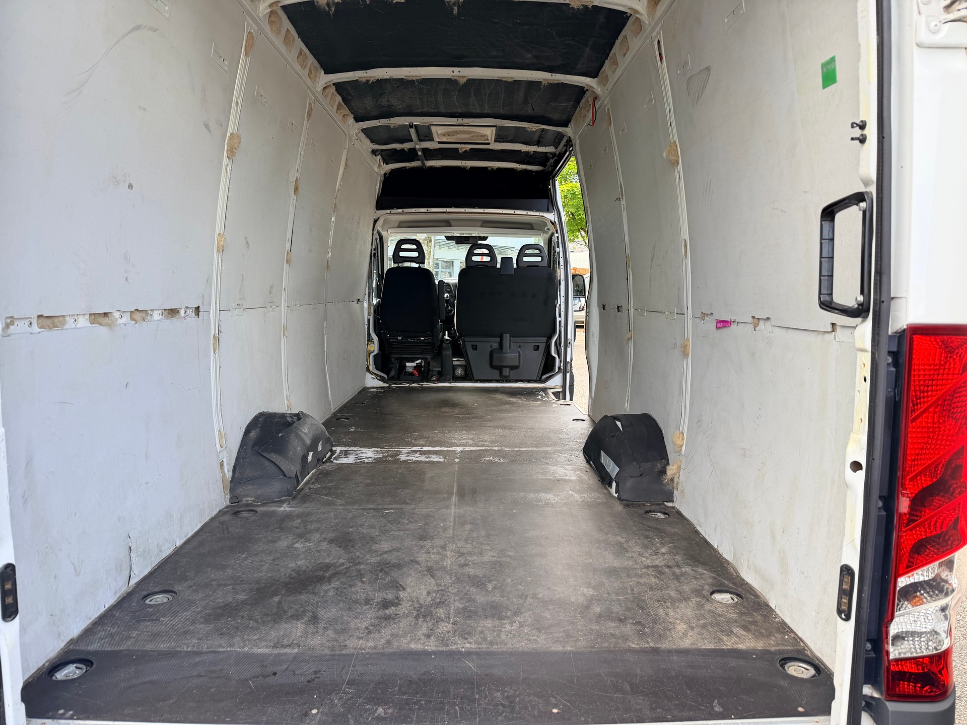 IVECO 35 S 16 A8 VL-image-10