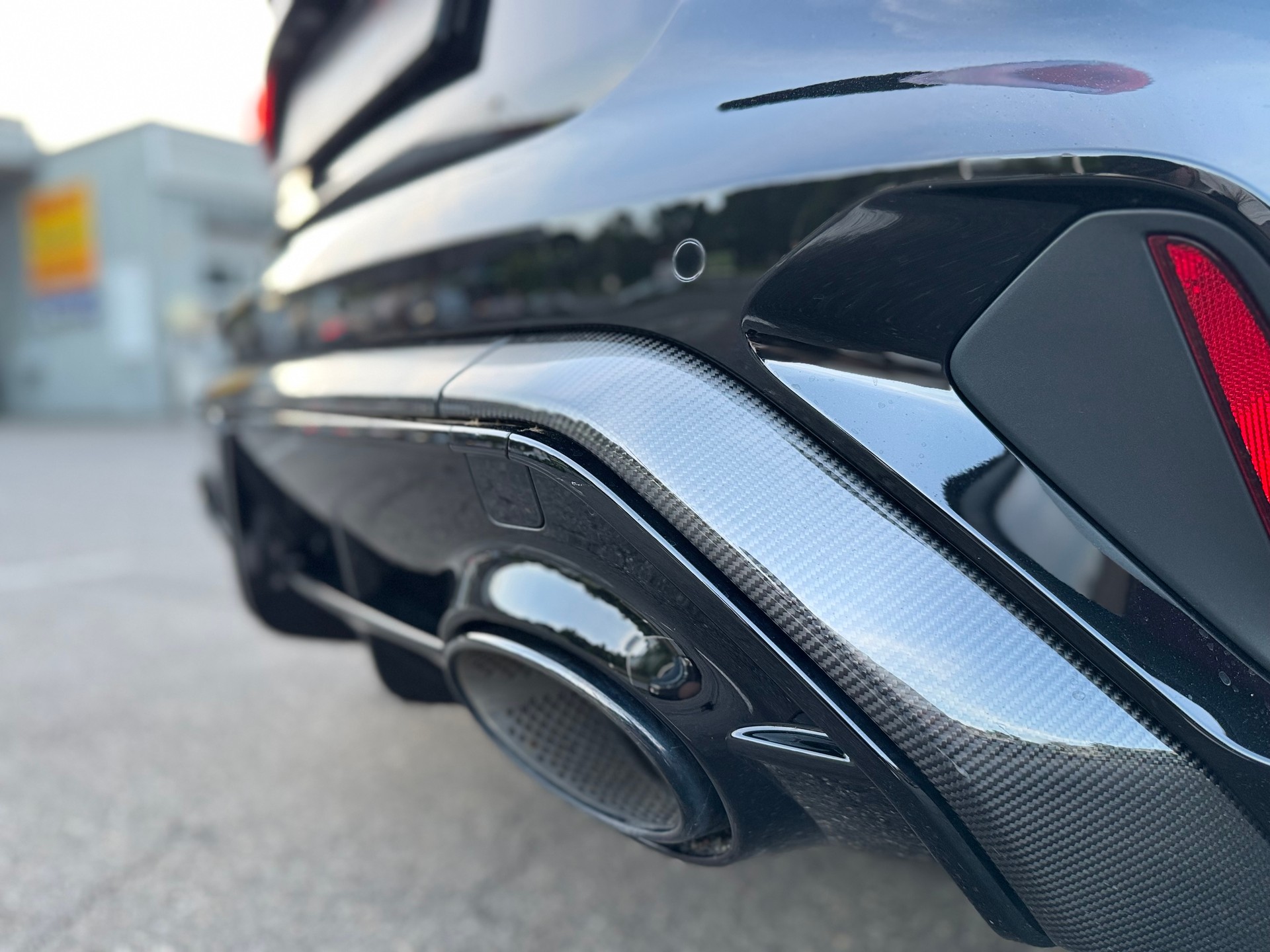 AUDI RS3 Limousine 2.5 TSI quattro S-tronic ° Vollausstattung inkl. Carbon RS Exterieur °-image-24