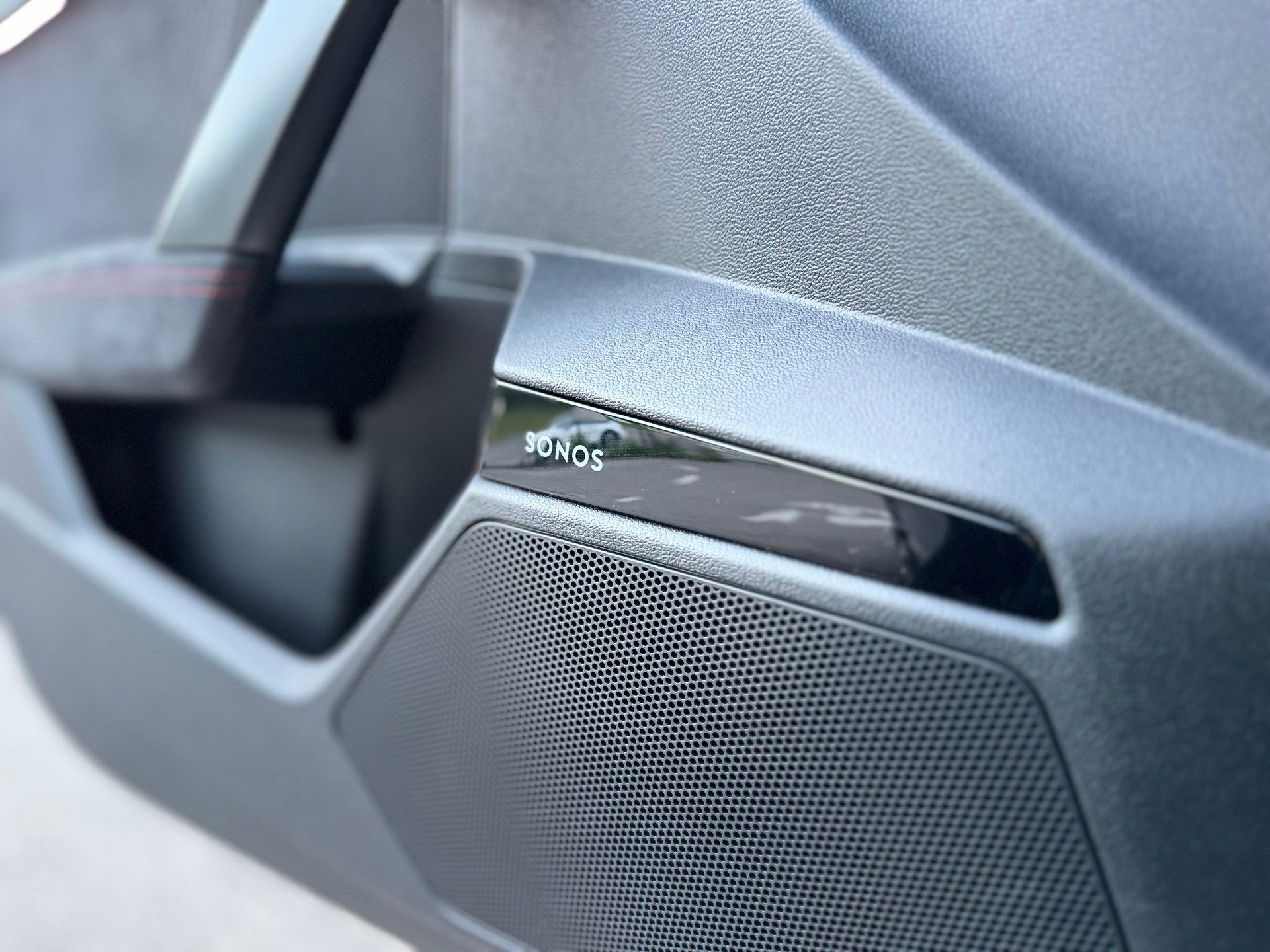 AUDI RS3 Limousine 2.5 TSI quattro S-tronic ° Vollausstattung inkl. Carbon RS Exterieur °-image-22
