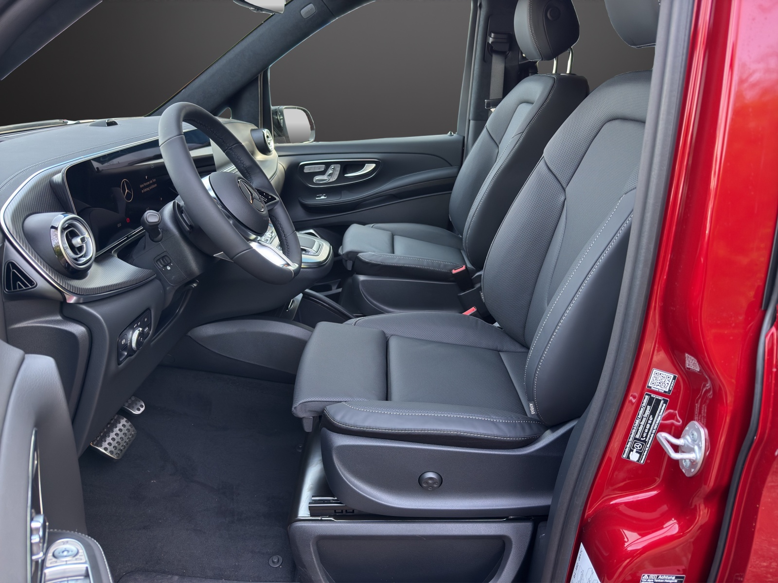 MERCEDES-BENZ V 300 d lang 4Matic Swiss Edition 9G-Tronic-image-6
