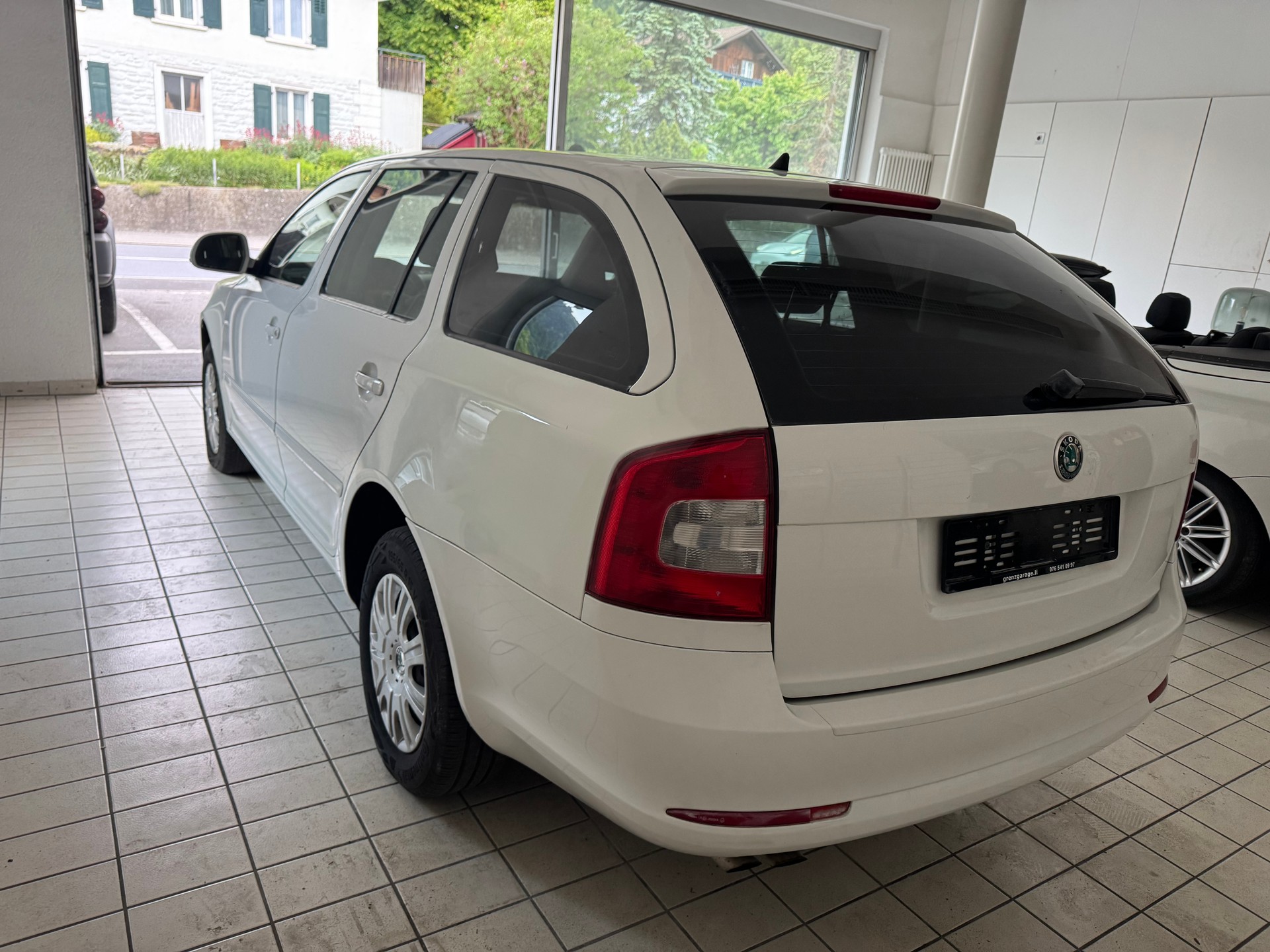 SKODA Octavia Combi 1.8 TSI AllDrive 4x4-image-6