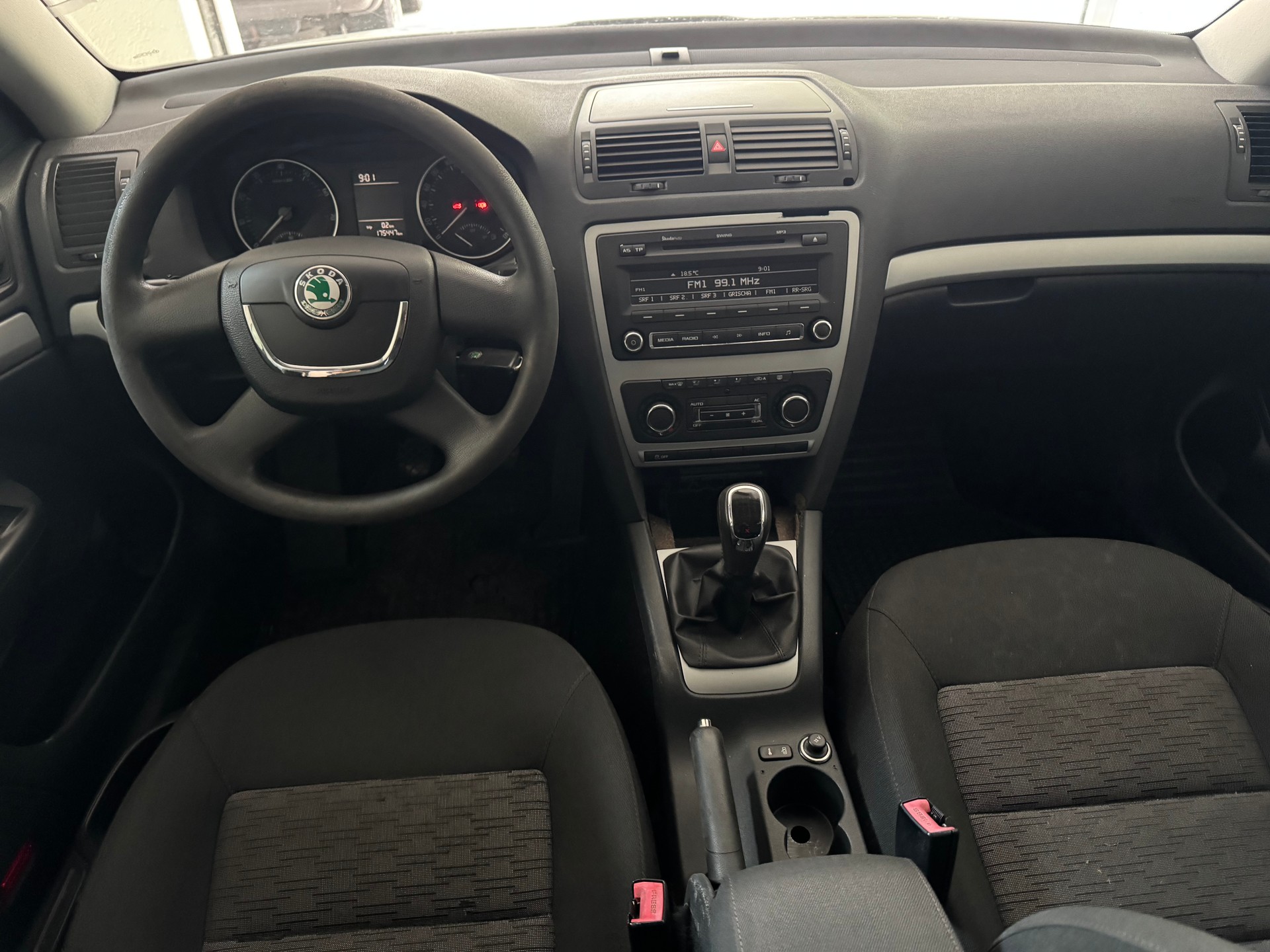 SKODA Octavia Combi 1.8 TSI AllDrive 4x4-image-7