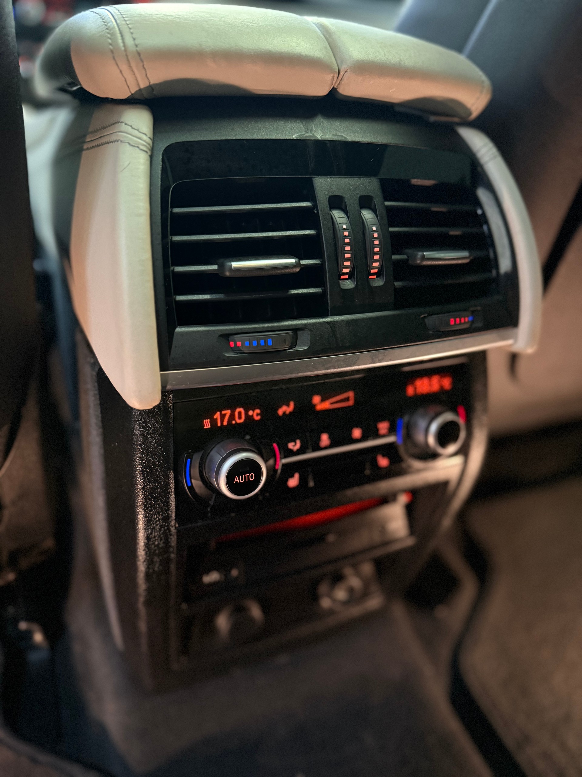 BMW X6 xDrive 30d M-Sport Steptronic-image-24