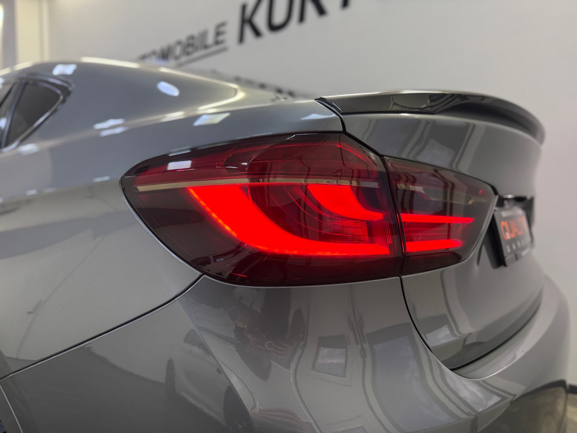 BMW X6 xDrive 30d M-Sport Steptronic-showroom-element-3