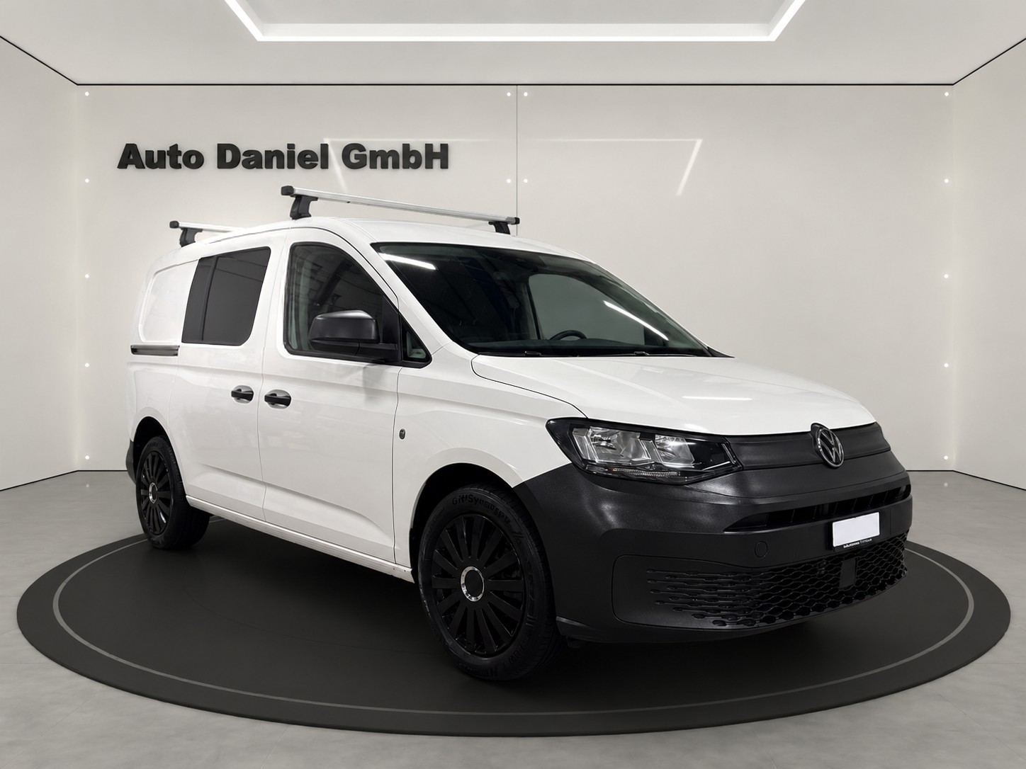 VW Caddy Cargo 1.5 TSI Entry-showroom-element-2