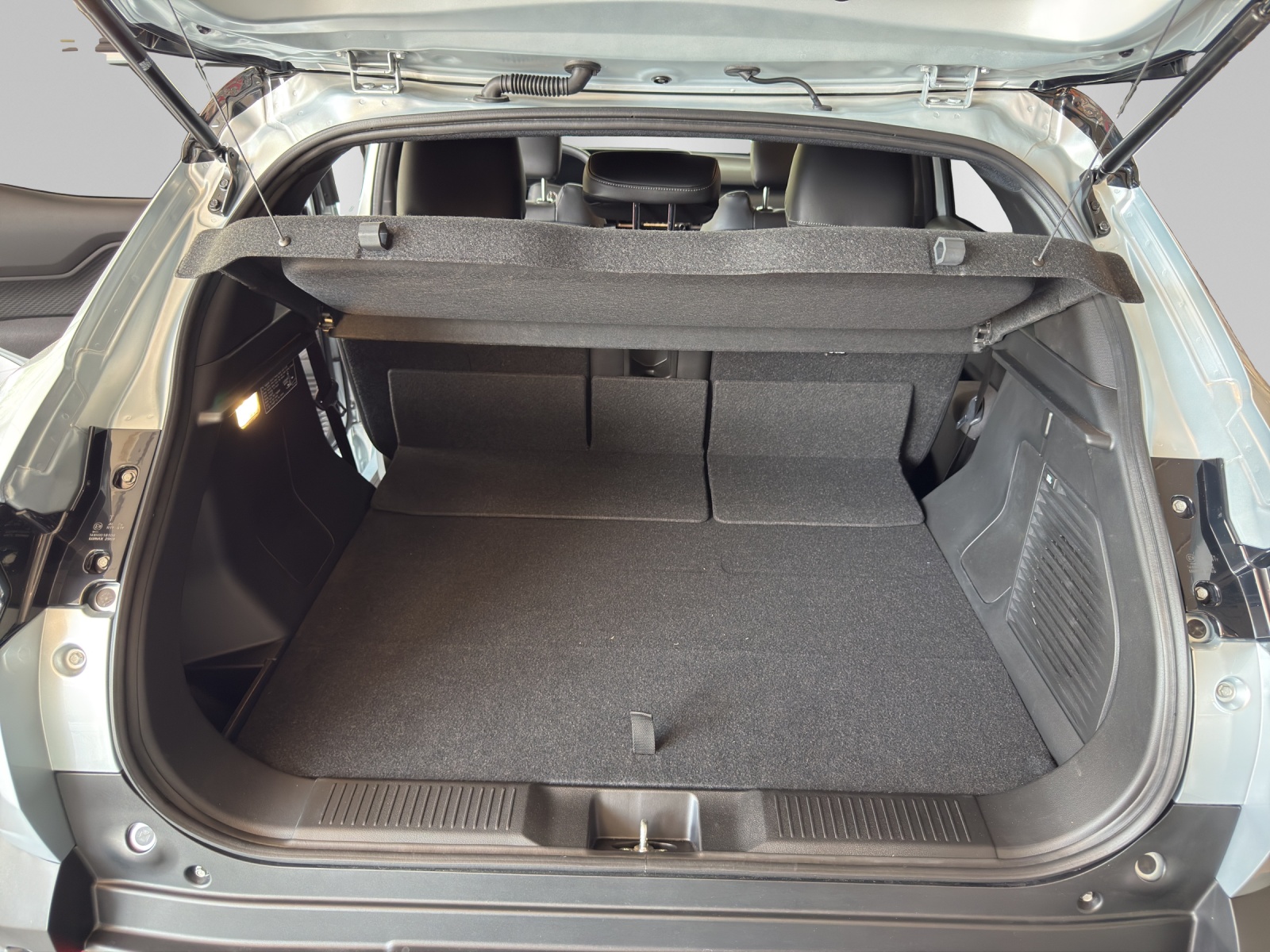 TOYOTA Urban Cruiser Premium AWD-image-12