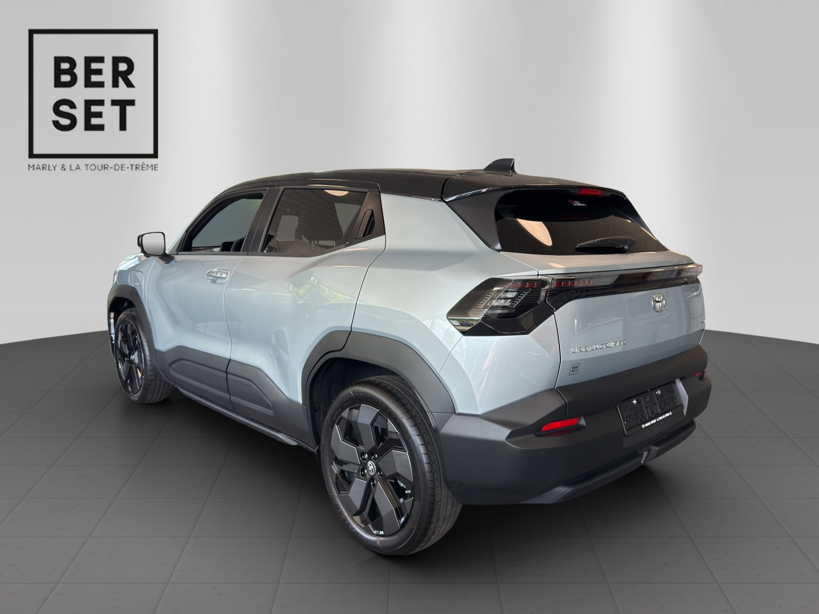 TOYOTA Urban Cruiser Premium AWD-showroom-element-2