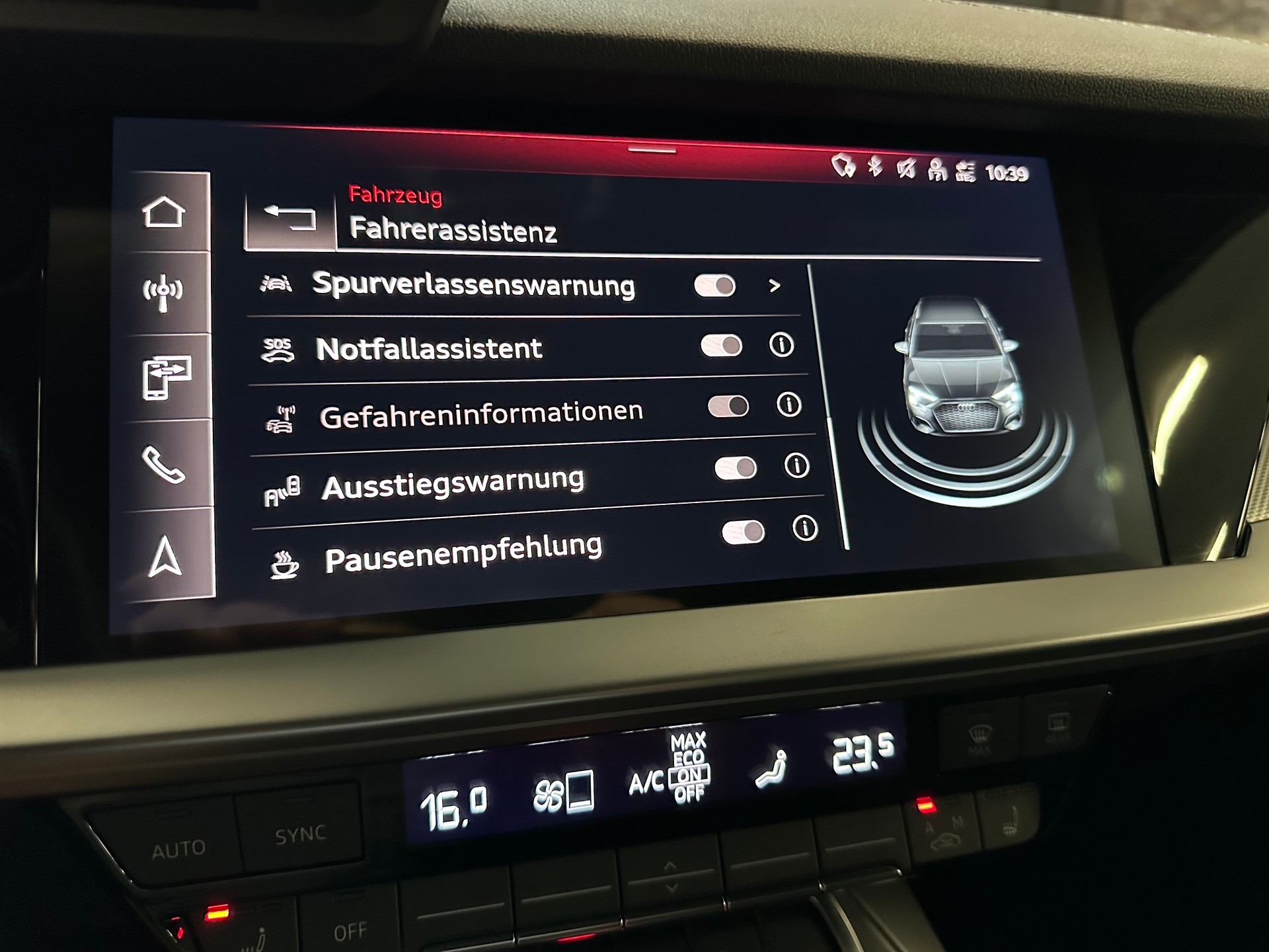 AUDI S3 Sportback 2.0 TFSI quattro S-tronic-image-13