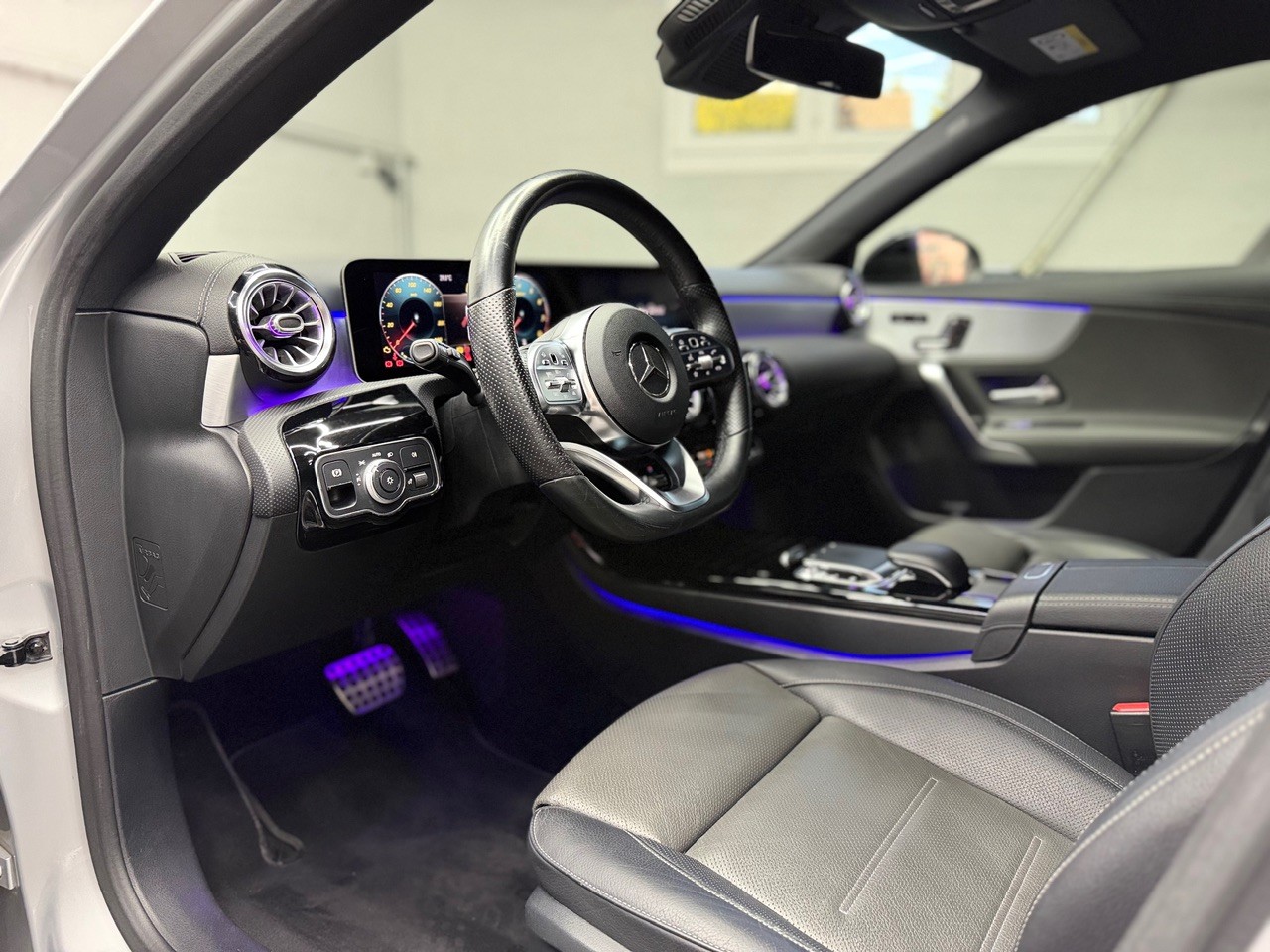 MERCEDES-BENZ A 250 4Matic AMG Line 4Matic 7G-DCT | 360° Kamera | ACC | Virtual Cockpit| Ambientebeleuchtung | Head-Up Display-image-11