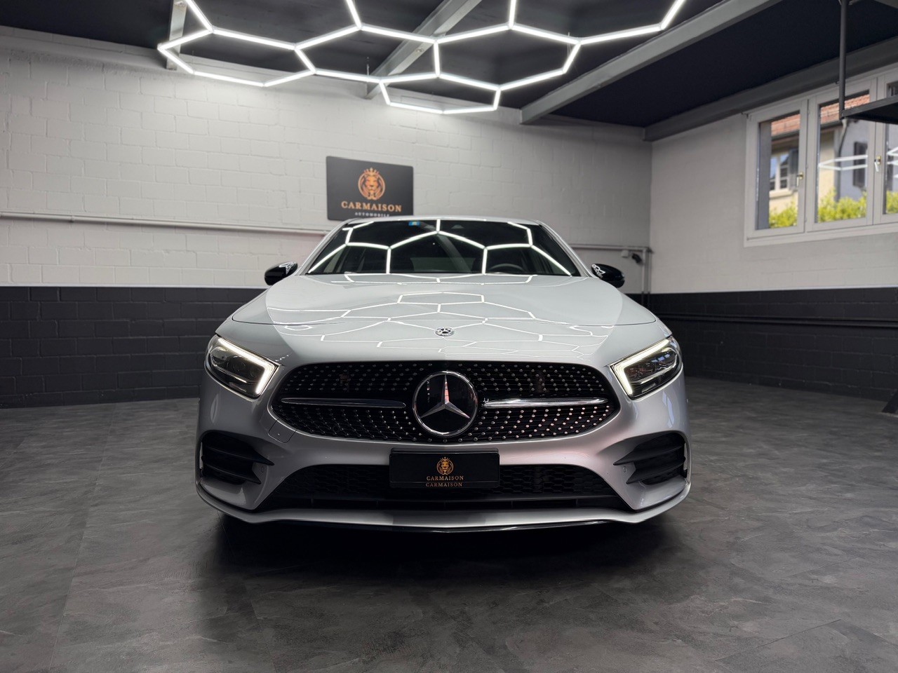 MERCEDES-BENZ A 250 4Matic AMG Line 4Matic 7G-DCT | 360° Kamera | ACC | Virtual Cockpit| Ambientebeleuchtung | Head-Up Display-showroom-element-1