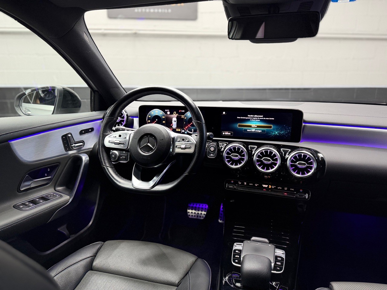 MERCEDES-BENZ A 250 4Matic AMG Line 4Matic 7G-DCT | 360° Kamera | ACC | Virtual Cockpit| Ambientebeleuchtung | Head-Up Display-image-15