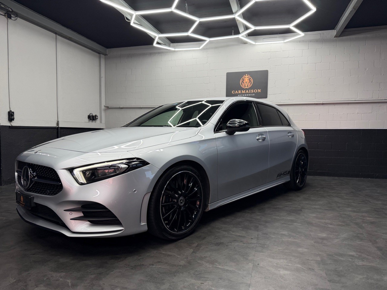 MERCEDES-BENZ A 250 4Matic AMG Line 4Matic 7G-DCT | 360° Kamera | ACC | Virtual Cockpit| Ambientebeleuchtung | Head-Up Display-showroom-element-2