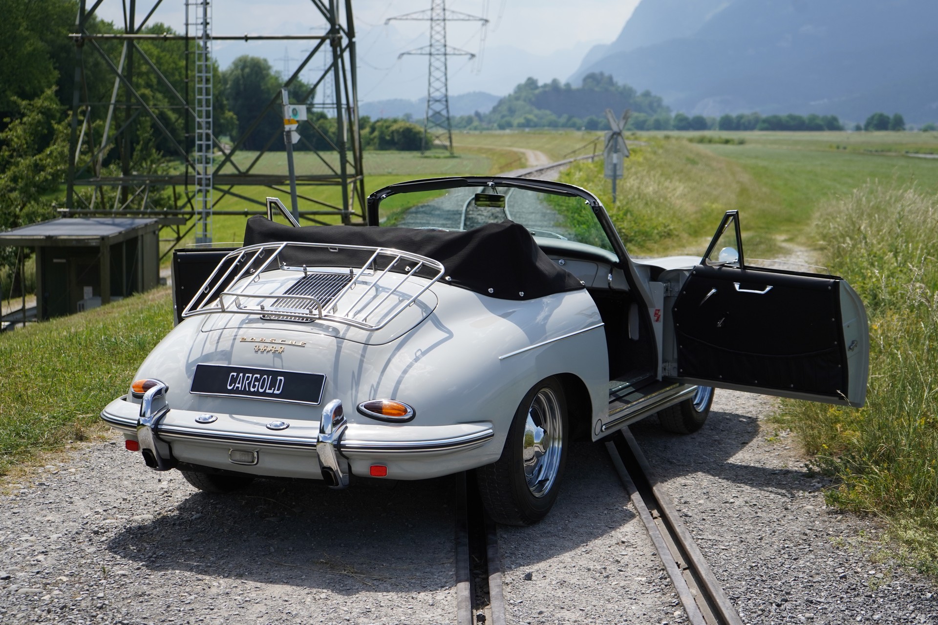PORSCHE 356-image-21
