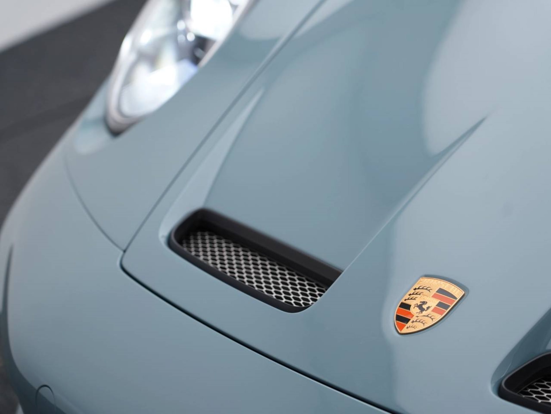 PORSCHE 911 S/T-image-11