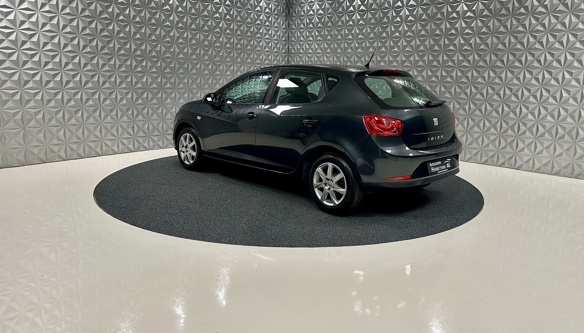 SEAT Ibiza 1.4 Sport-image-6