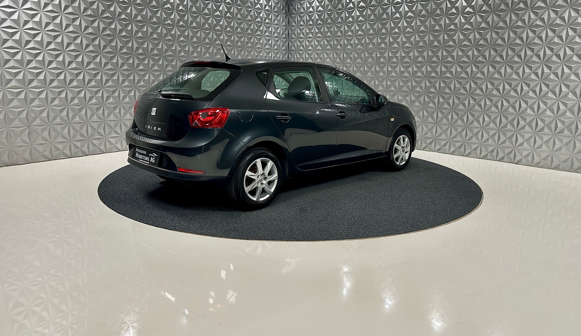 SEAT Ibiza 1.4 Sport-image-4