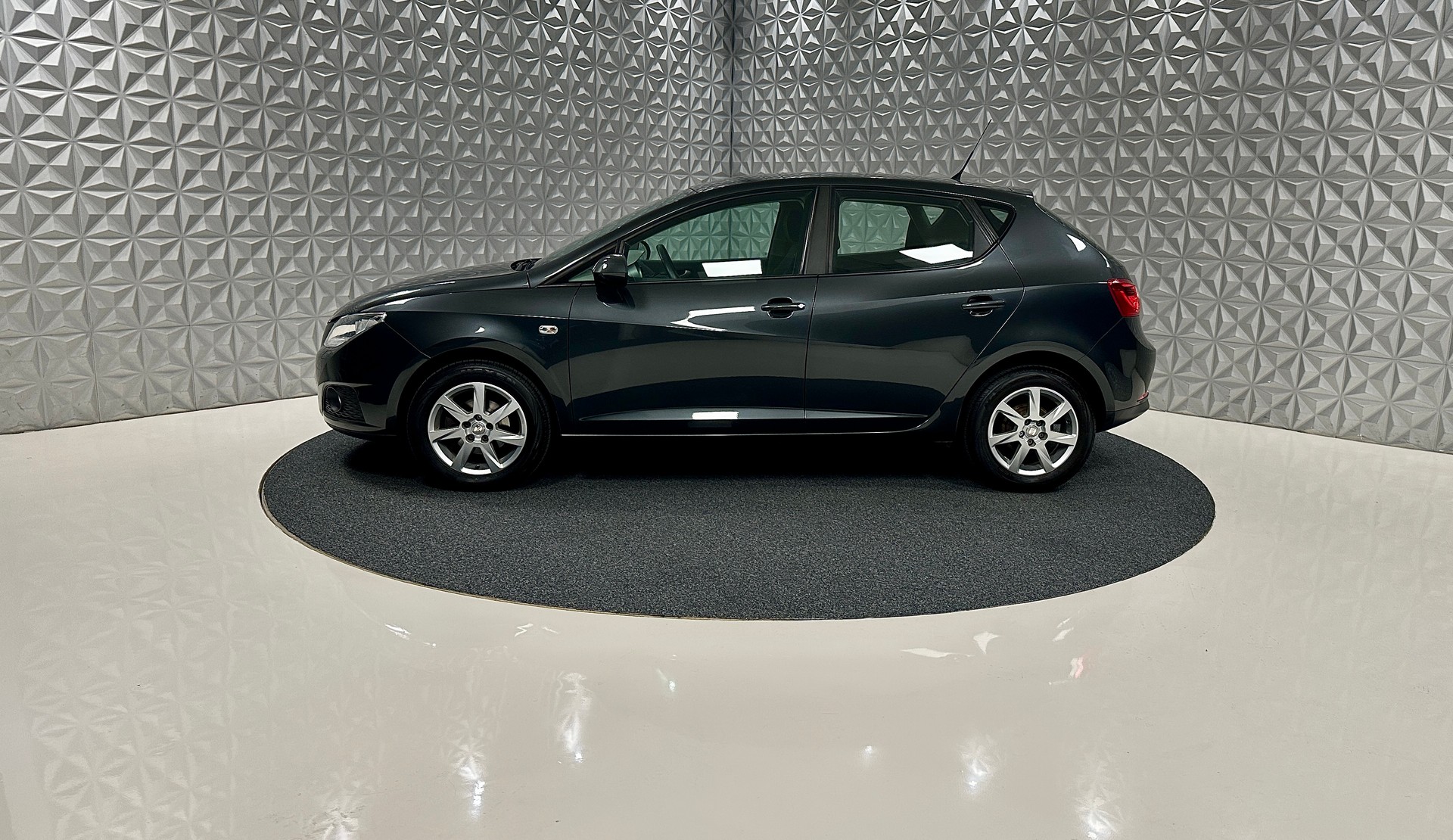 SEAT Ibiza 1.4 Sport-image-7