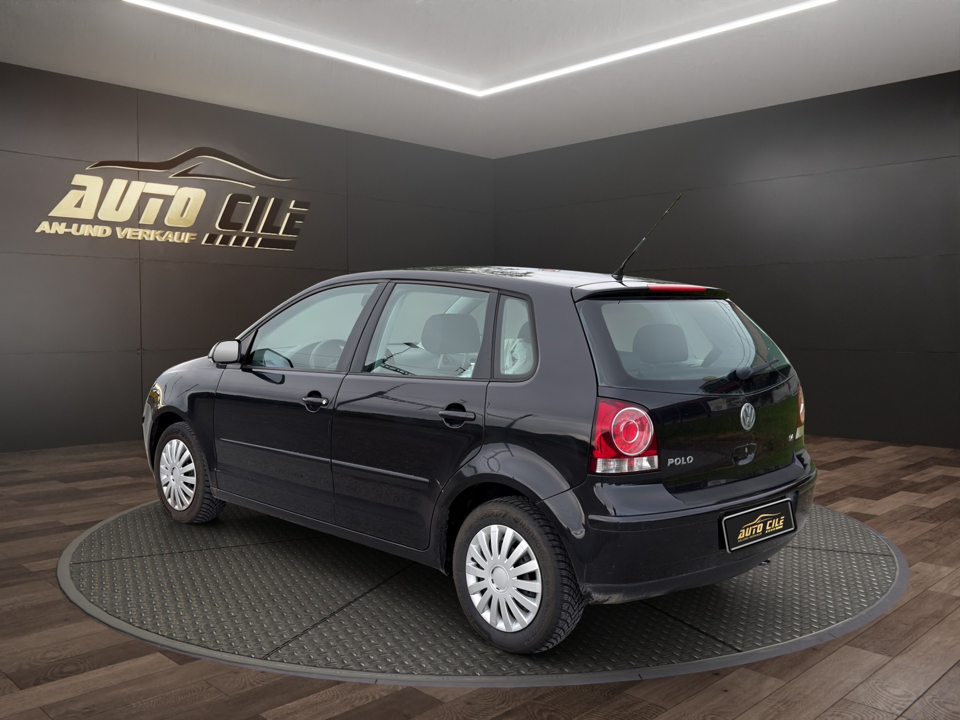 VW Polo 1.4 16V Highline-image-5