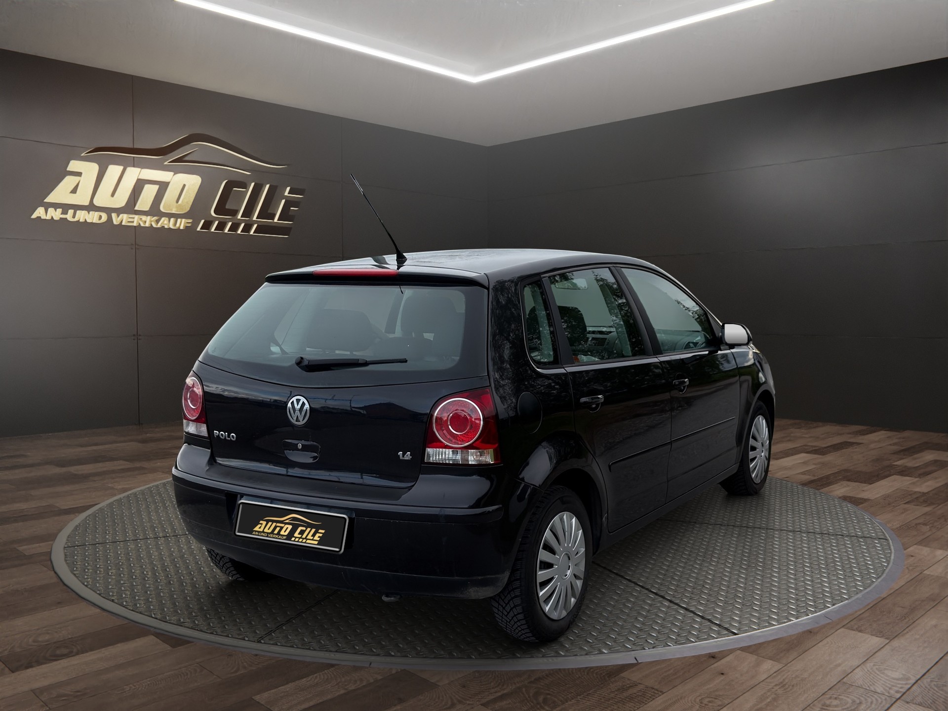 VW Polo 1.4 16V Highline-image-7