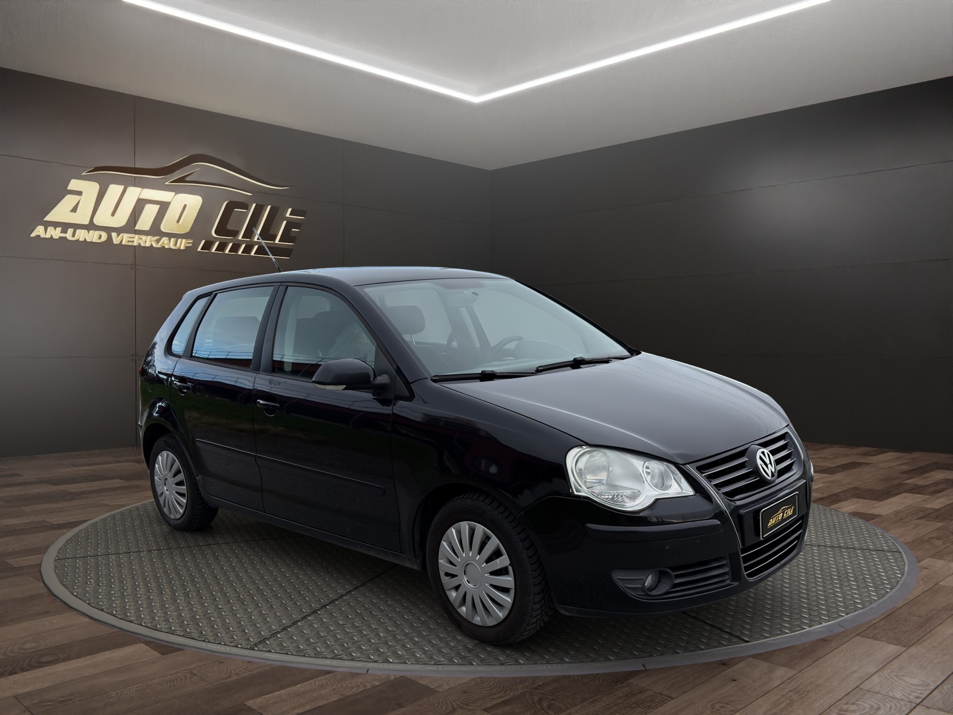 VW Polo 1.4 16V Highline-image-2