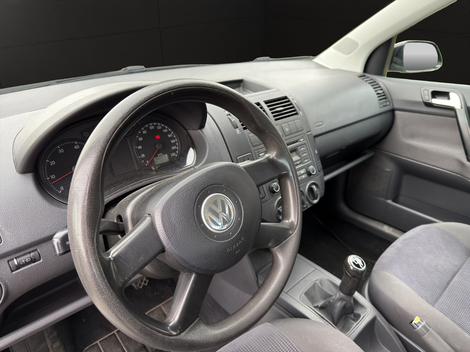 VW Polo 1.4 16V Highline-image-10