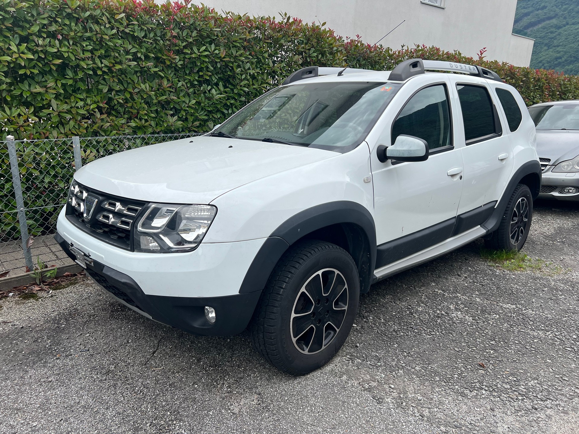 DACIA Duster 1.2 T Ambiance 4x4-image-1