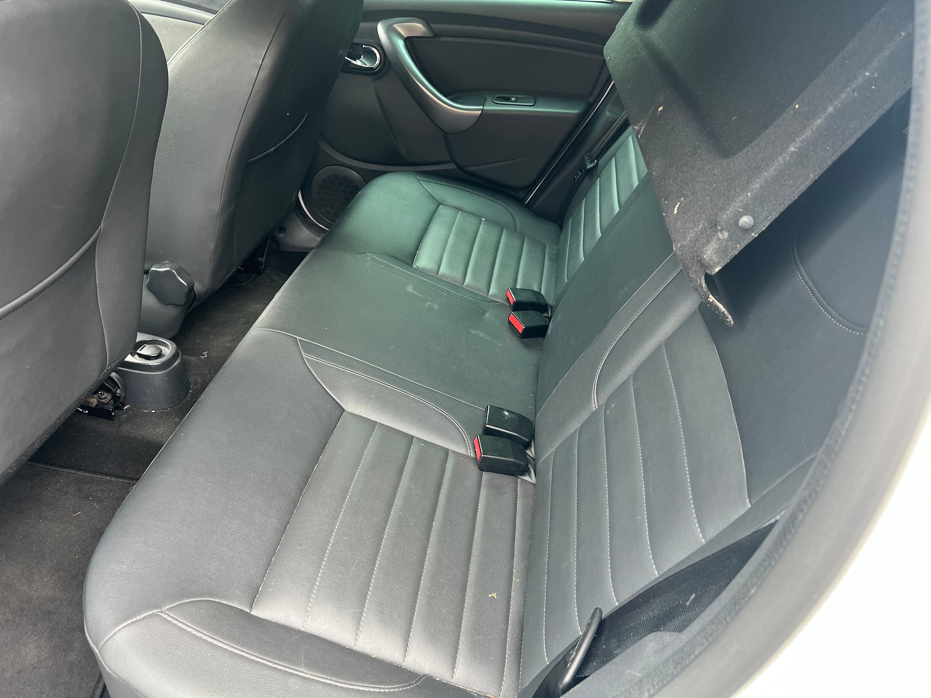 DACIA Duster 1.2 T Ambiance 4x4-image-5