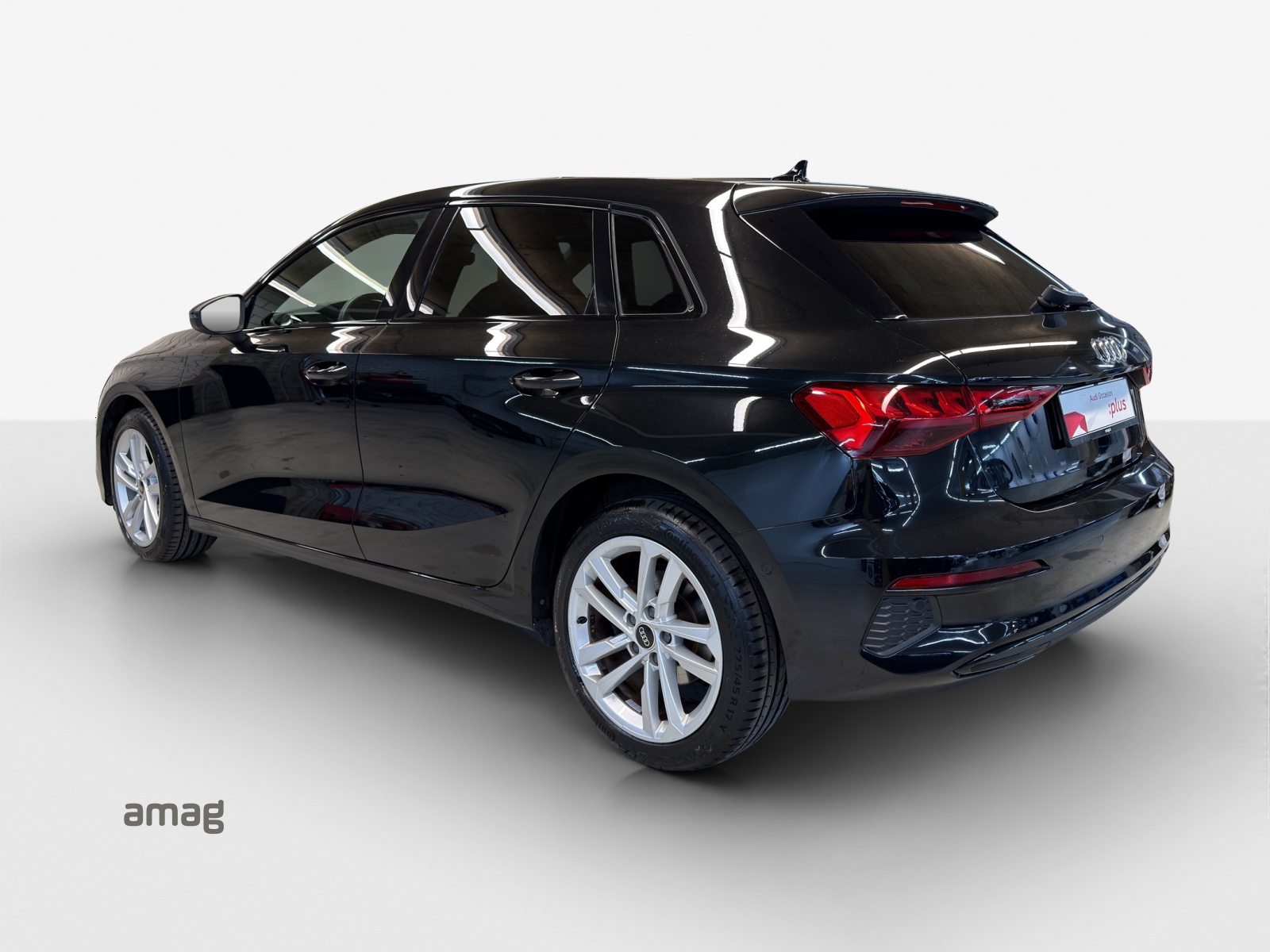 AUDI A3 Sportback 35 TFSI advanced Attraction S-tronic-showroom-element-2