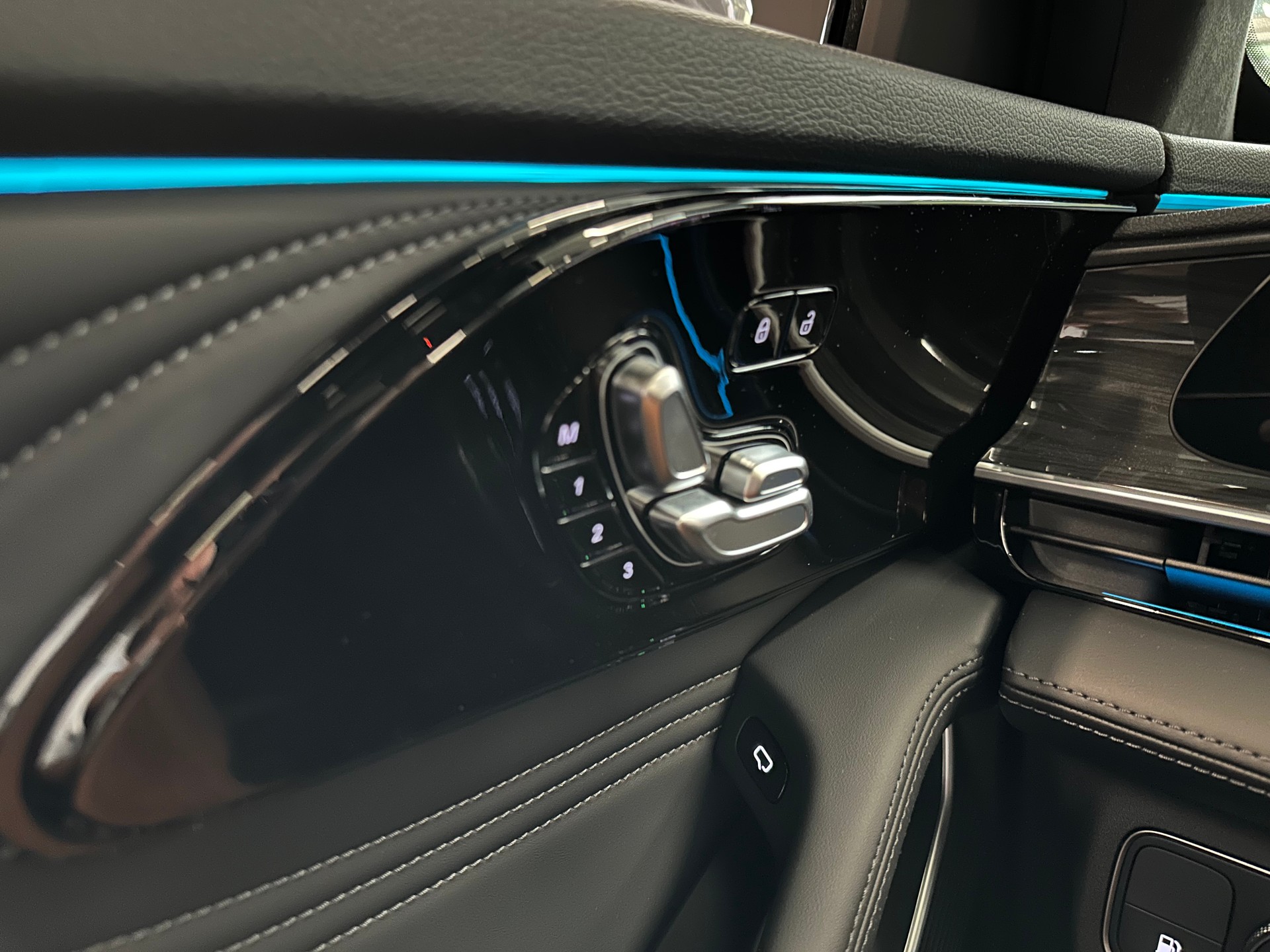OMODA 9 PHEV SHS Exclusive AWD-image-30