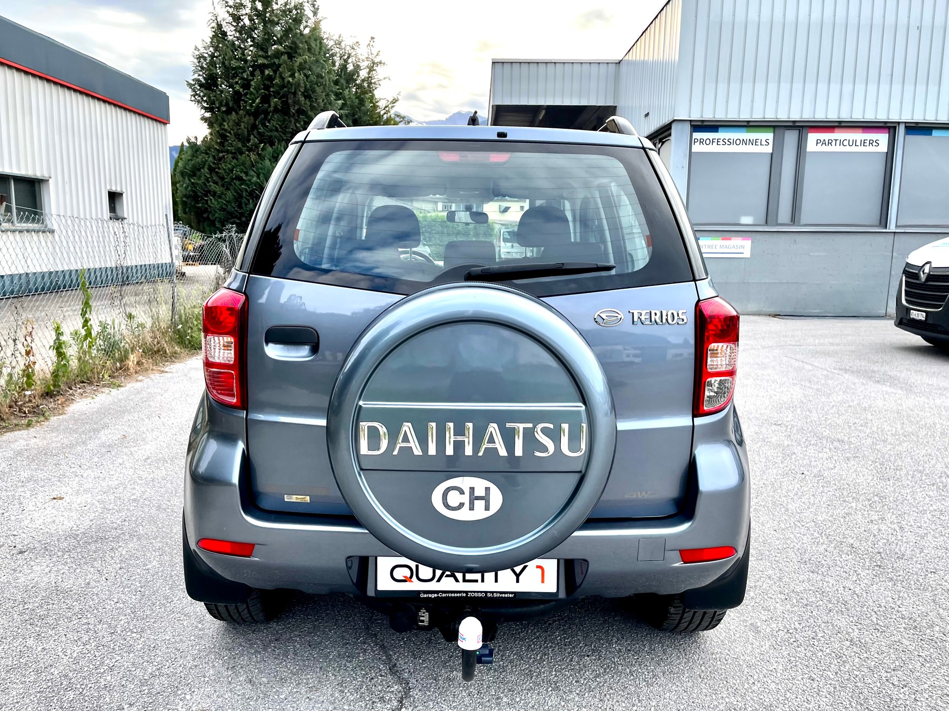 DAIHATSU Terios 1.5 16V SX Edition 100th Anniversary 4WD-image-11