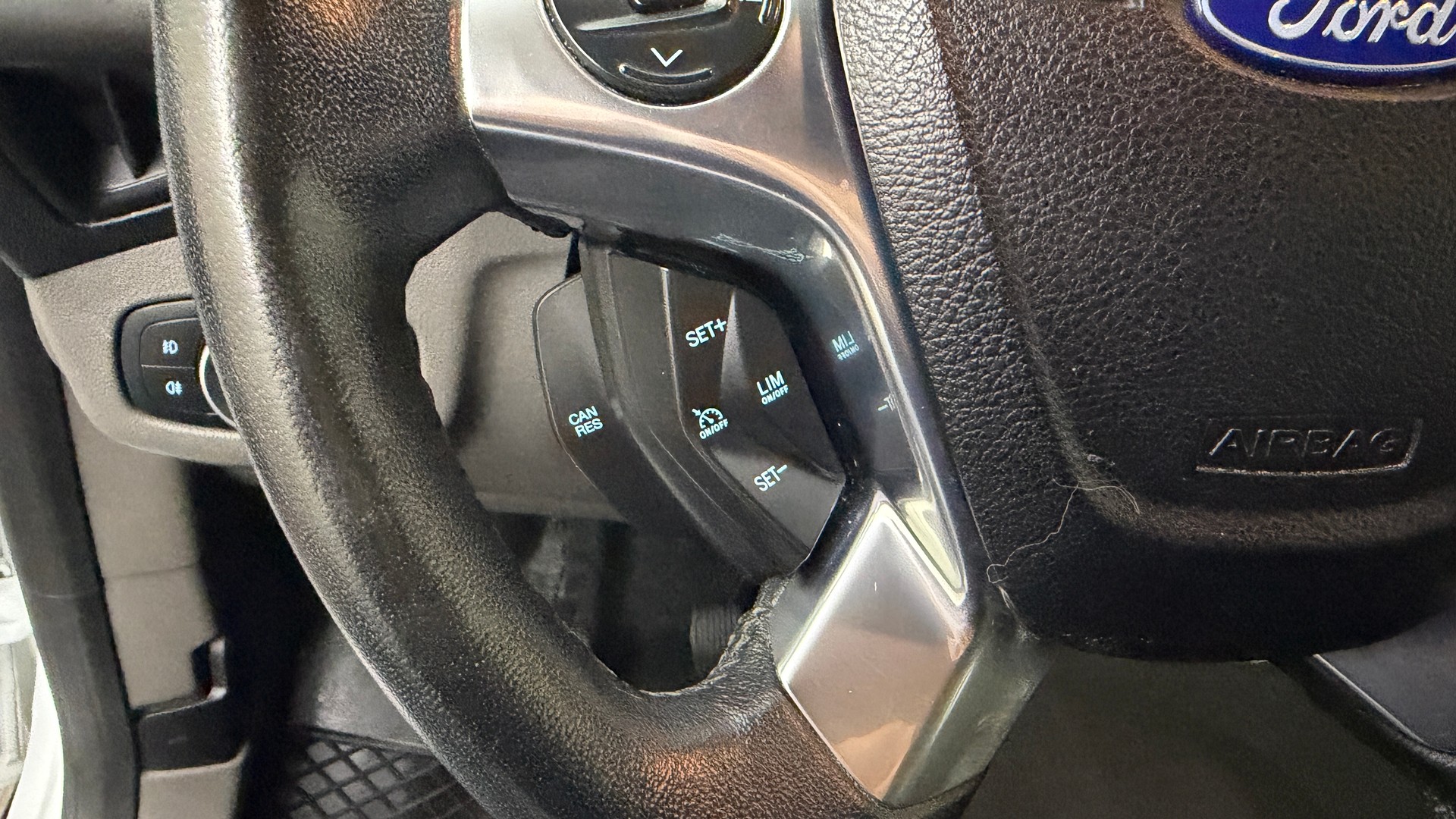 FORD Transit Connect Van T220 1.5 EcoBlue Trend-image-10
