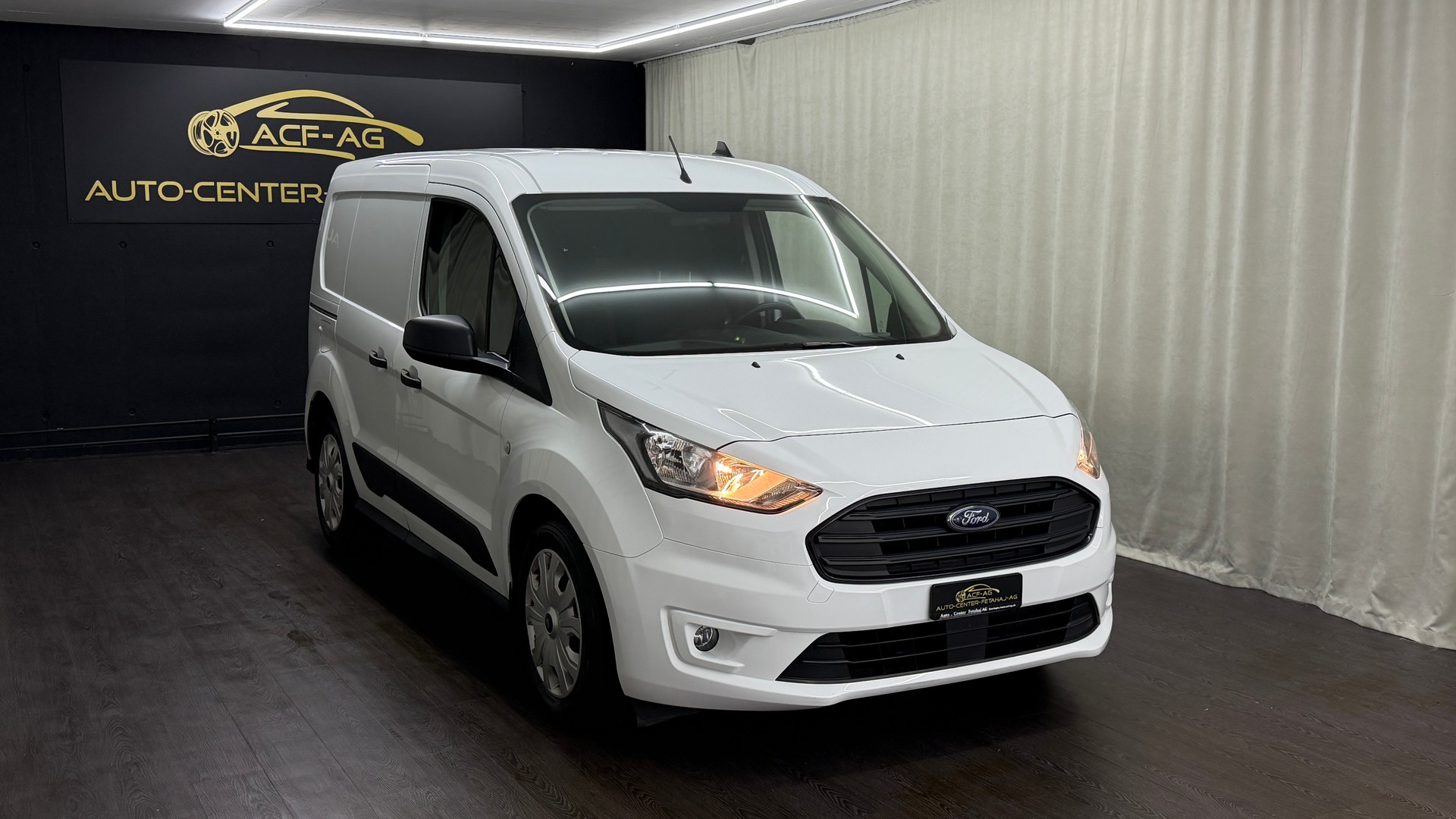 FORD Transit Connect Van T220 1.5 EcoBlue Trend-showroom-element-2
