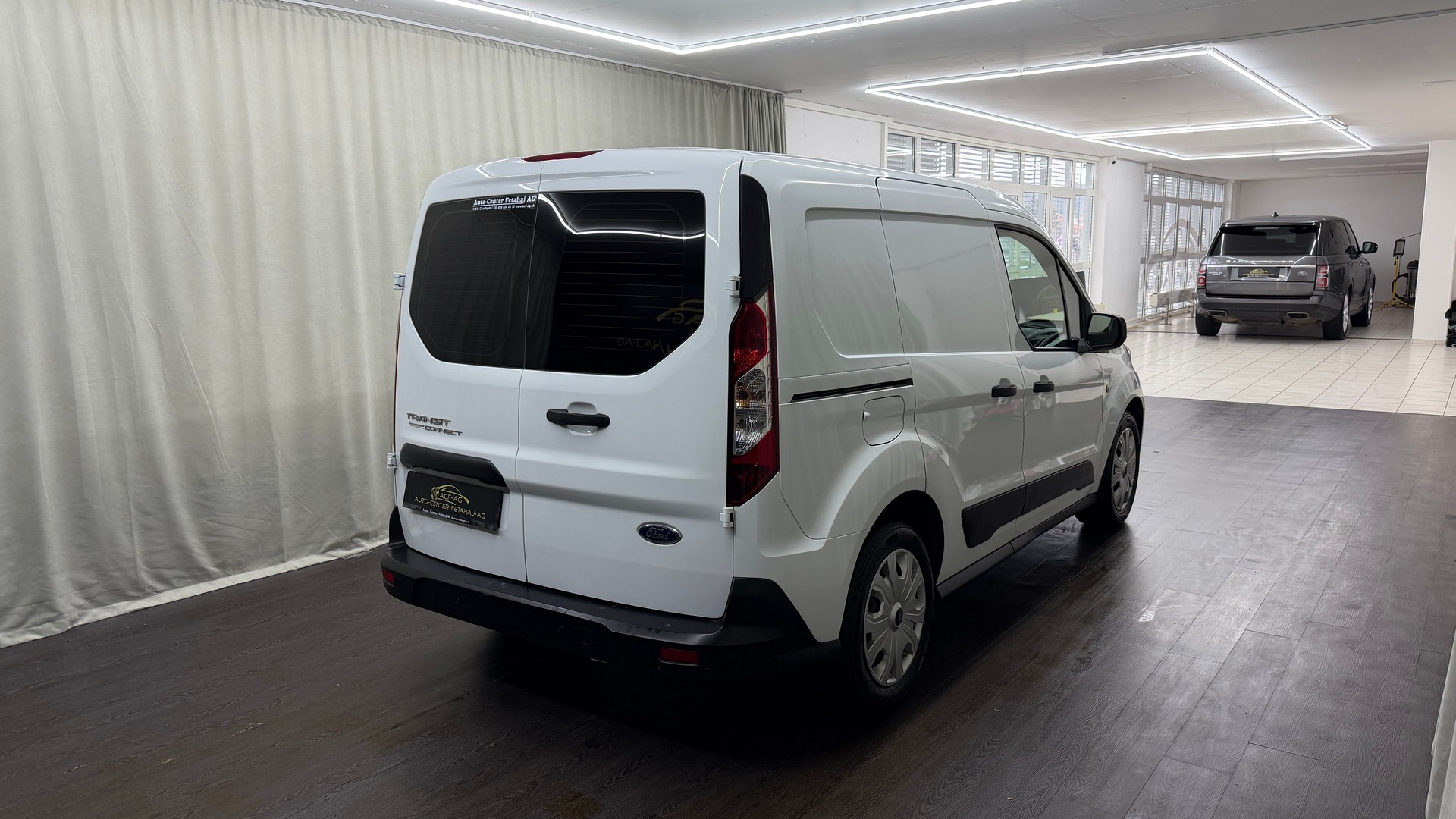 FORD Transit Connect Van T220 1.5 EcoBlue Trend-showroom-element-3