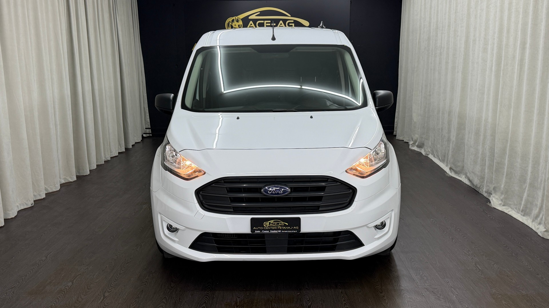 FORD Transit Connect Van T220 1.5 EcoBlue Trend-showroom-element-1