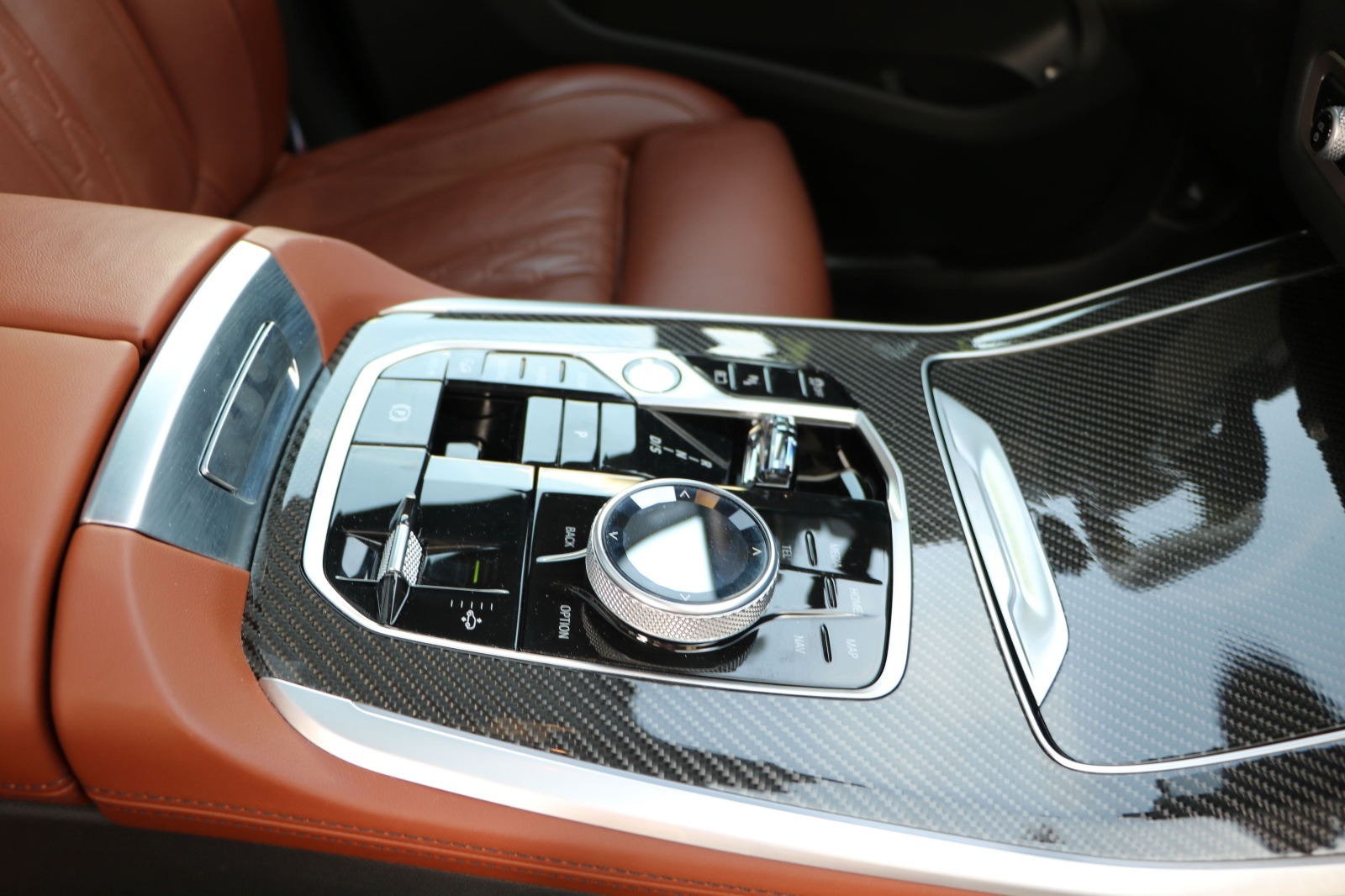 BMW X5 xDrive 50e M Sport Pro Steptronic-image-18