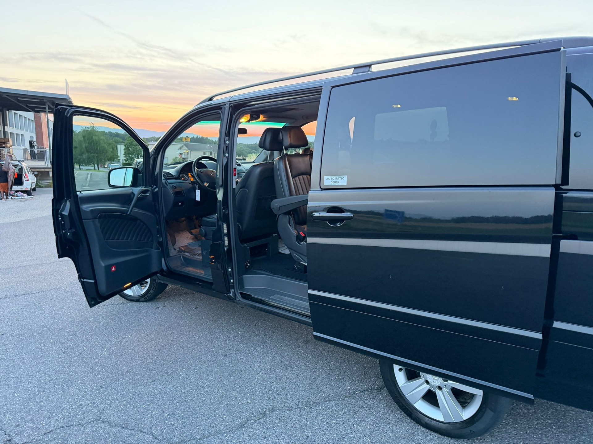 MERCEDES-BENZ Viano 2.2 CDI AmbEd L 4M (Places 8 ) TRANSPORT PROFESSIONNEL DE PERSONNES-image-6