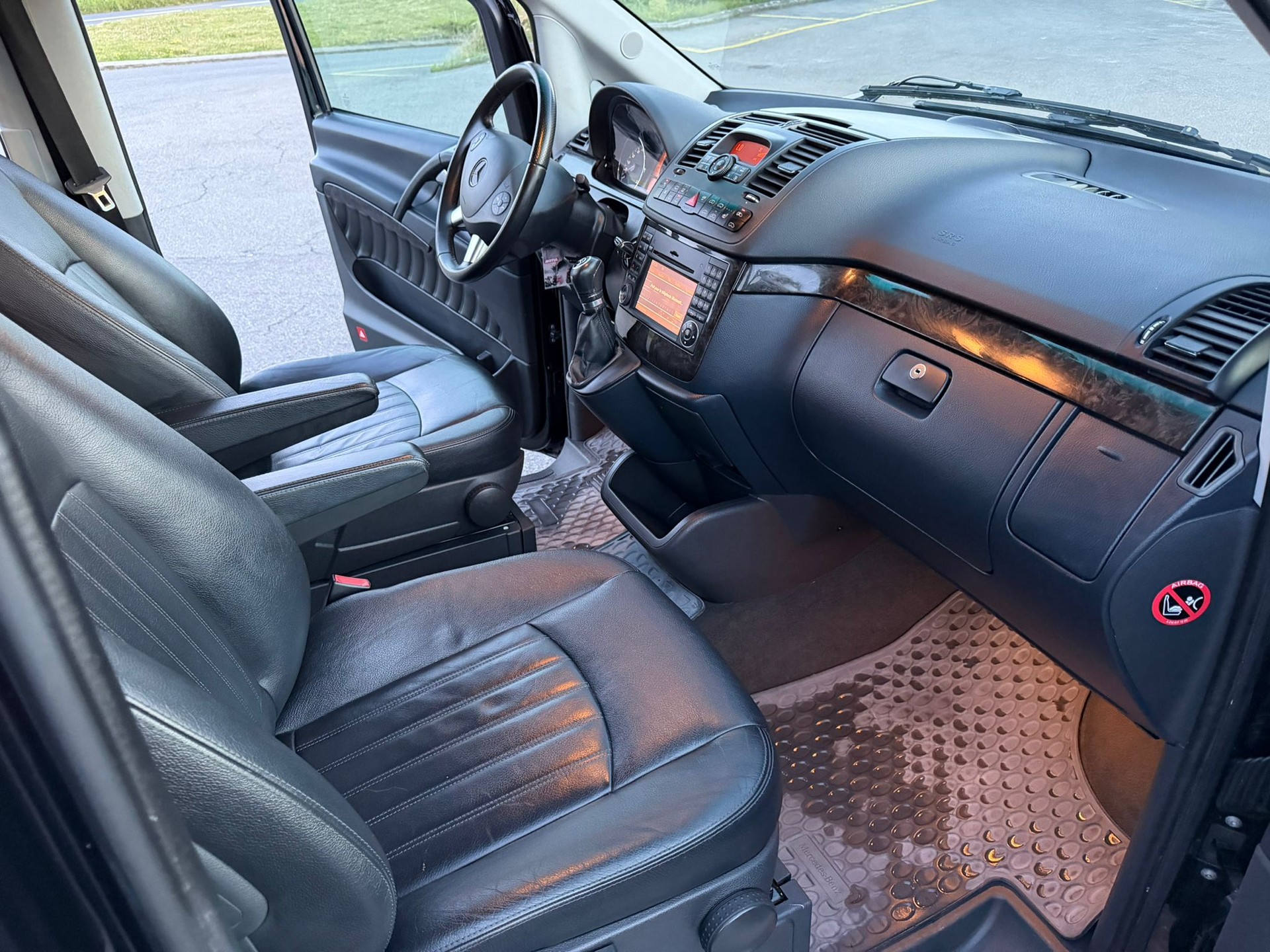 MERCEDES-BENZ Viano 2.2 CDI AmbEd L 4M (Places 8 ) TRANSPORT PROFESSIONNEL DE PERSONNES-image-9