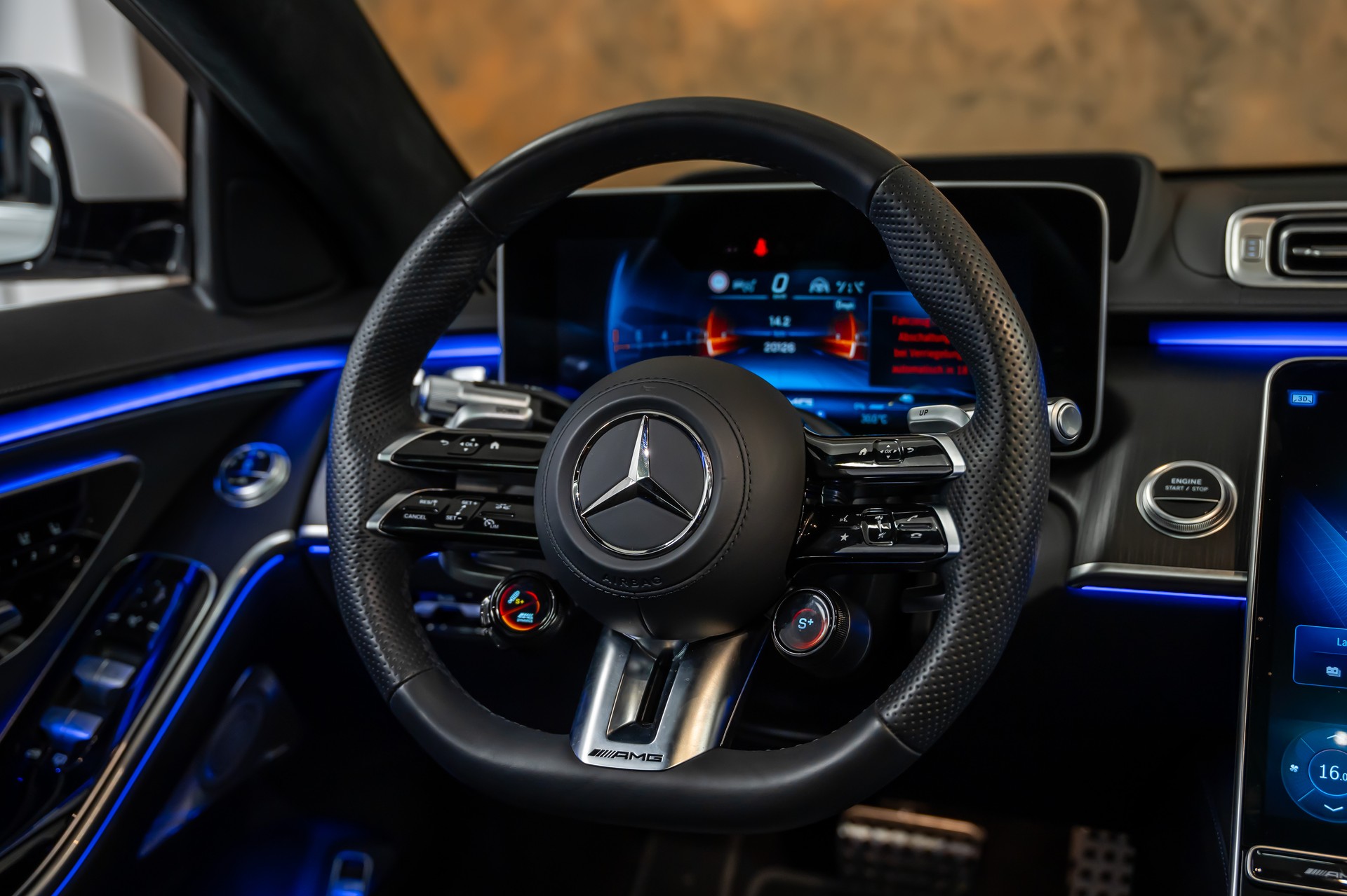 MERCEDES-BENZ S63 AMG E Performance 4Matic Lang Sonderedition *Manufaktur*Keramik*Magno*Fond-TV*-image-15