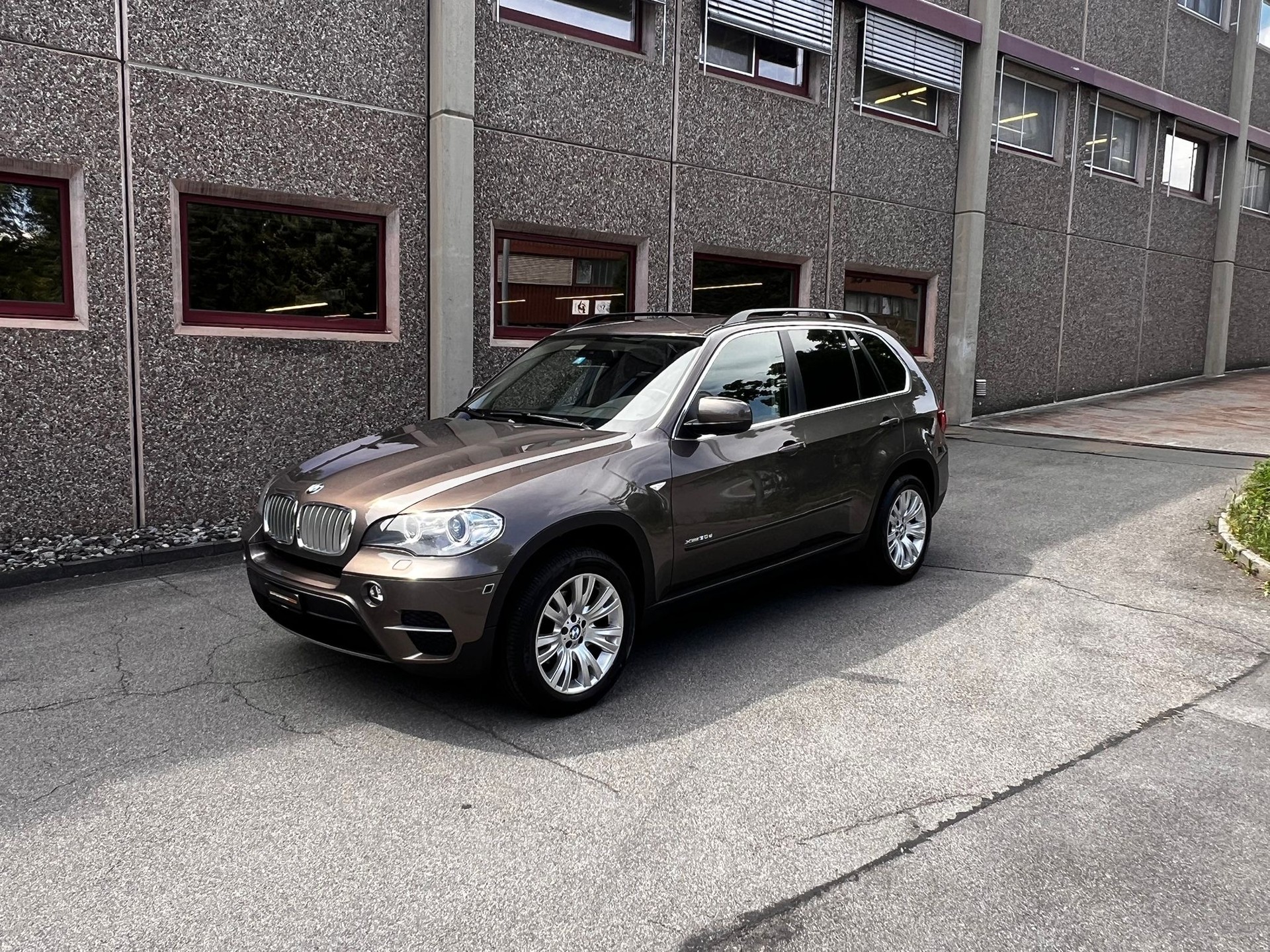 BMW X5 xDrive 30d Steptronic-showroom-element-1