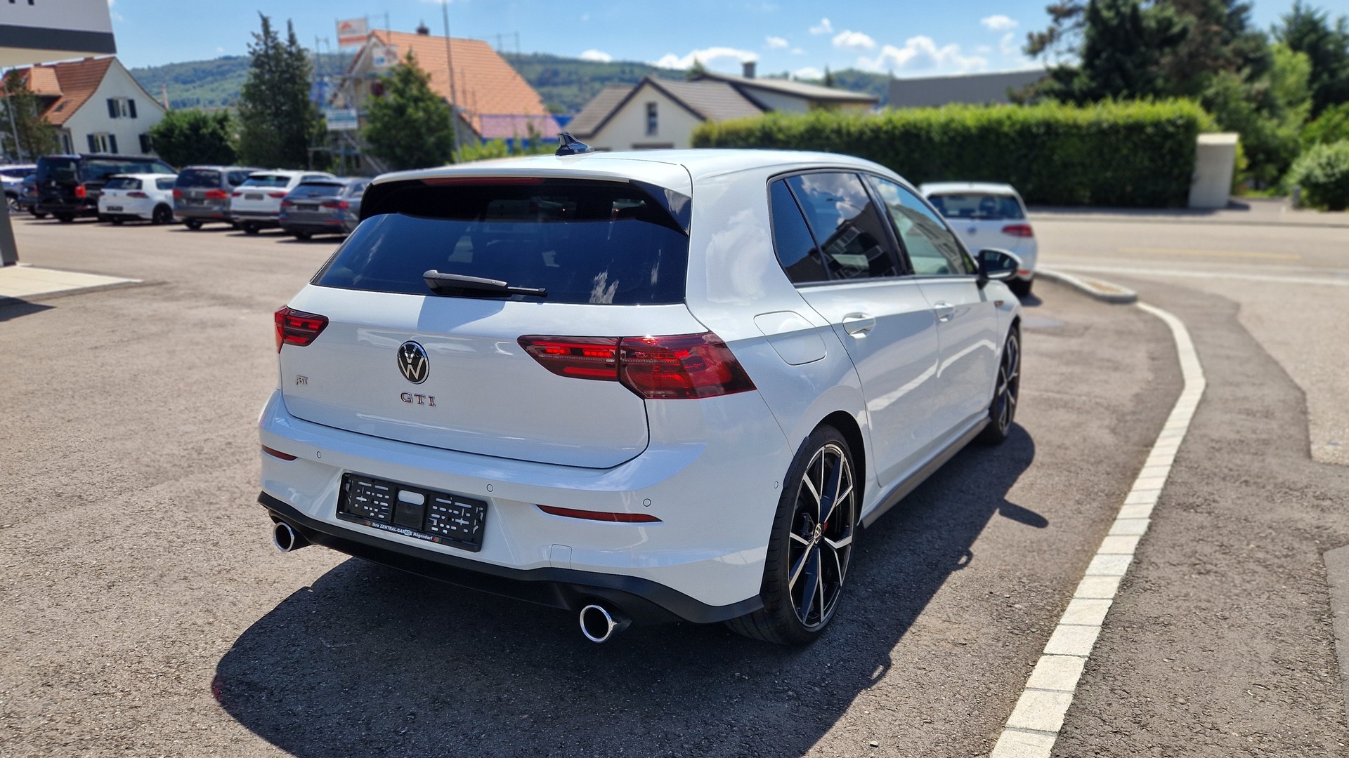VW Golf 2.0 TSI GTI DSG-image-4