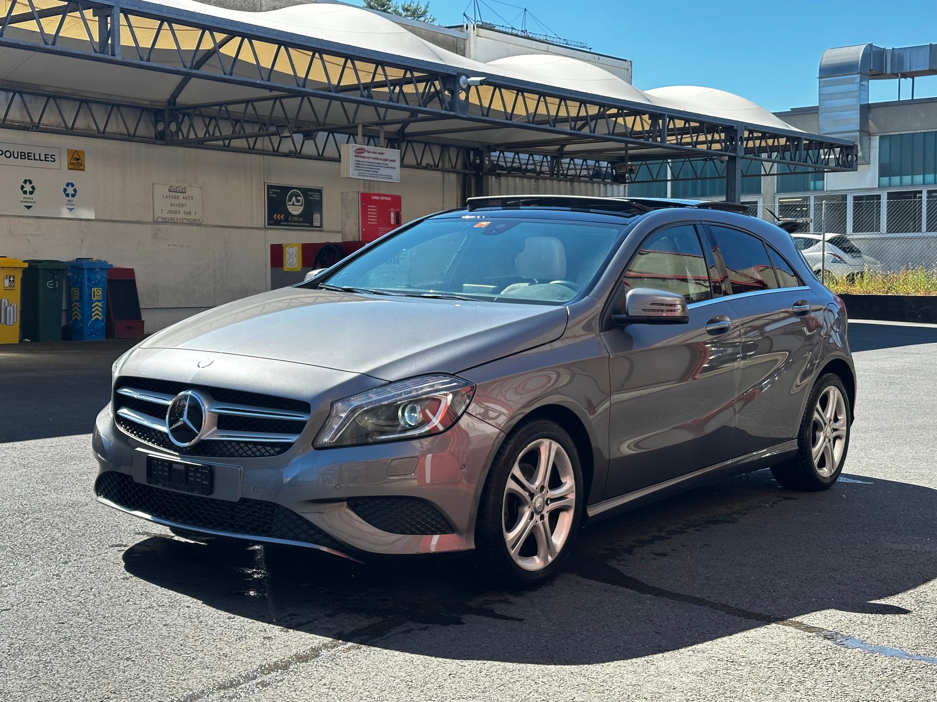 MERCEDES-BENZ A 180 CDI Style 7G-DCT