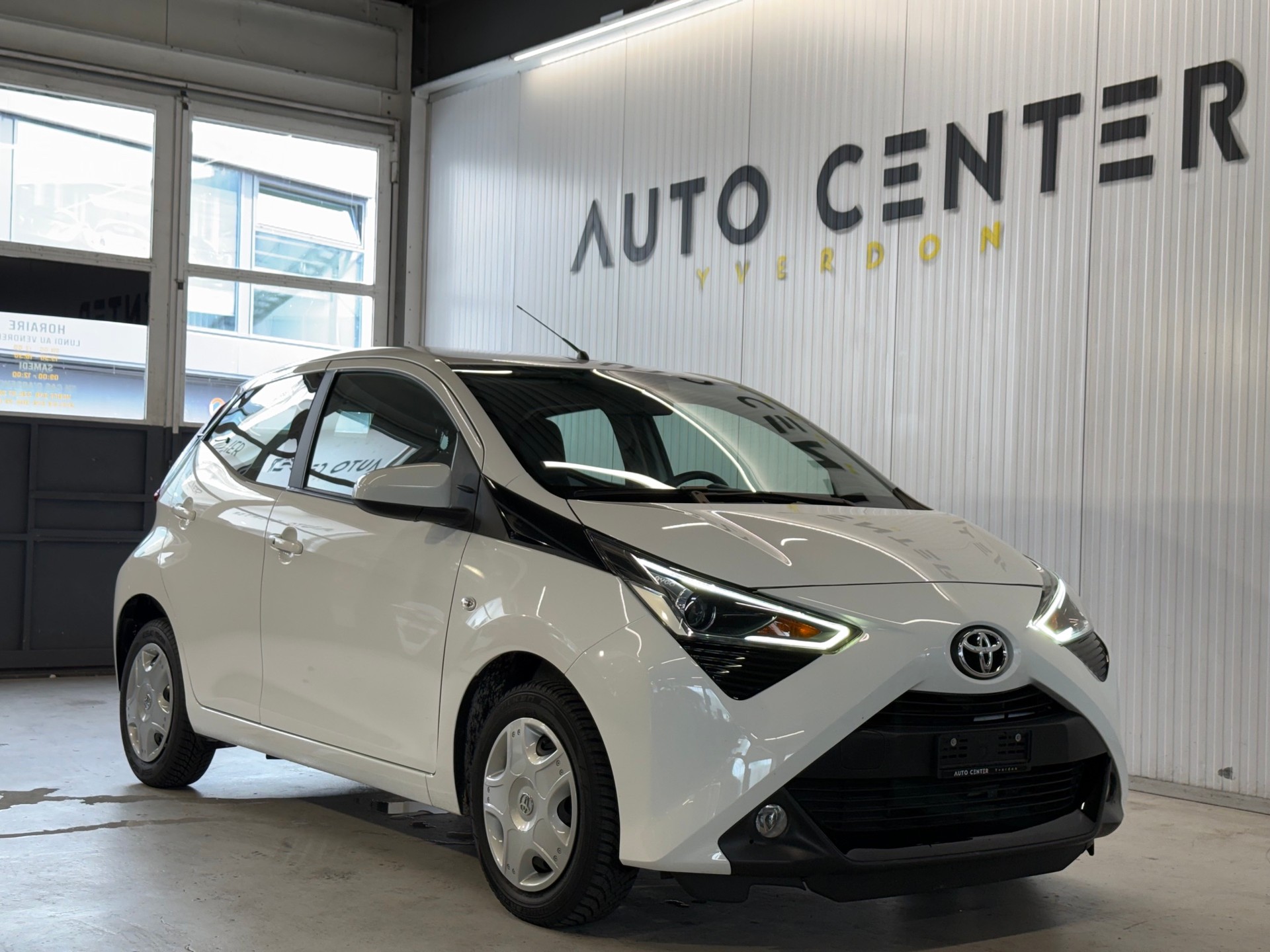 TOYOTA Aygo 1.0 VVT-i X-shift Trend-showroom-element-1