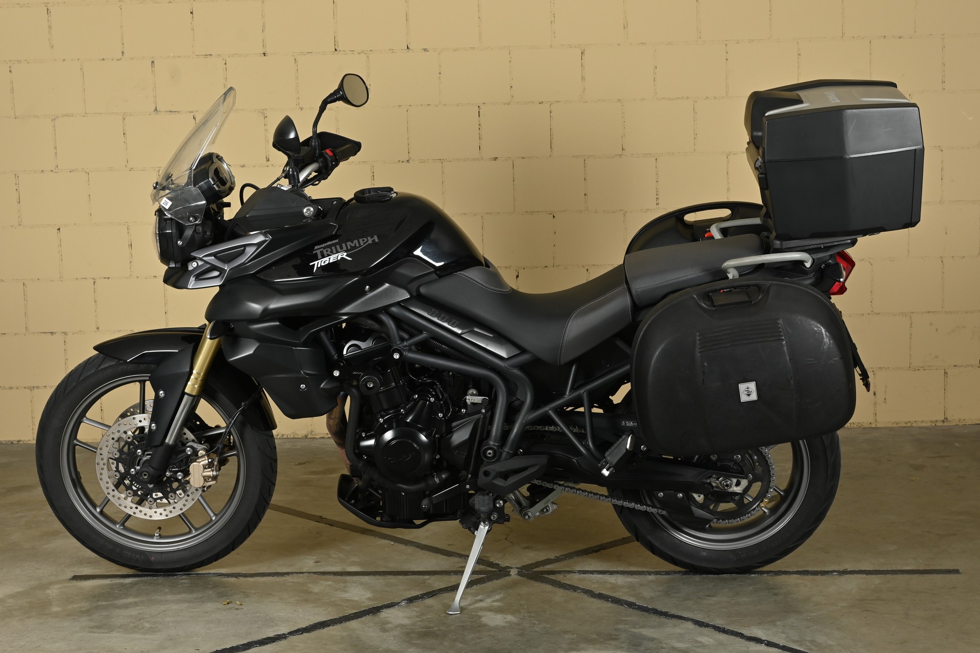 TRIUMPH Tiger 800 ABS-image-3