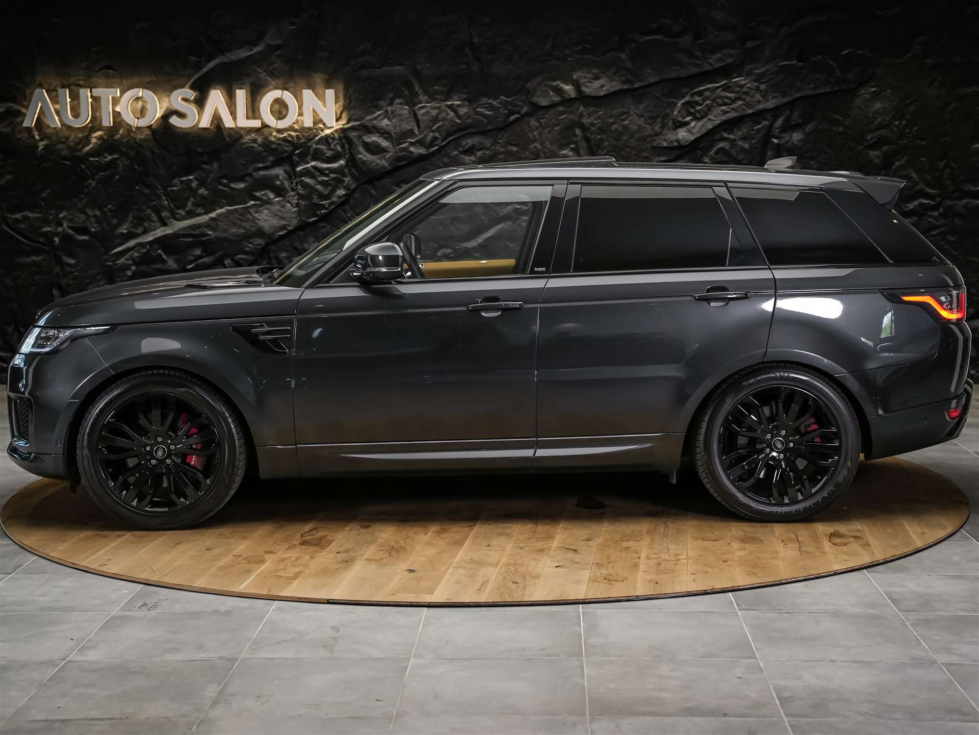 LAND ROVER Range Rover Sport P400e 2.0 I4 PHEV HSE Dynamic Aut. *CH Auto*Sitzlüftung*Panorama*-showroom-element-1