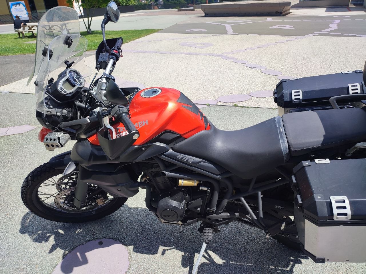 TRIUMPH Tiger 800 XC ABS-image-2