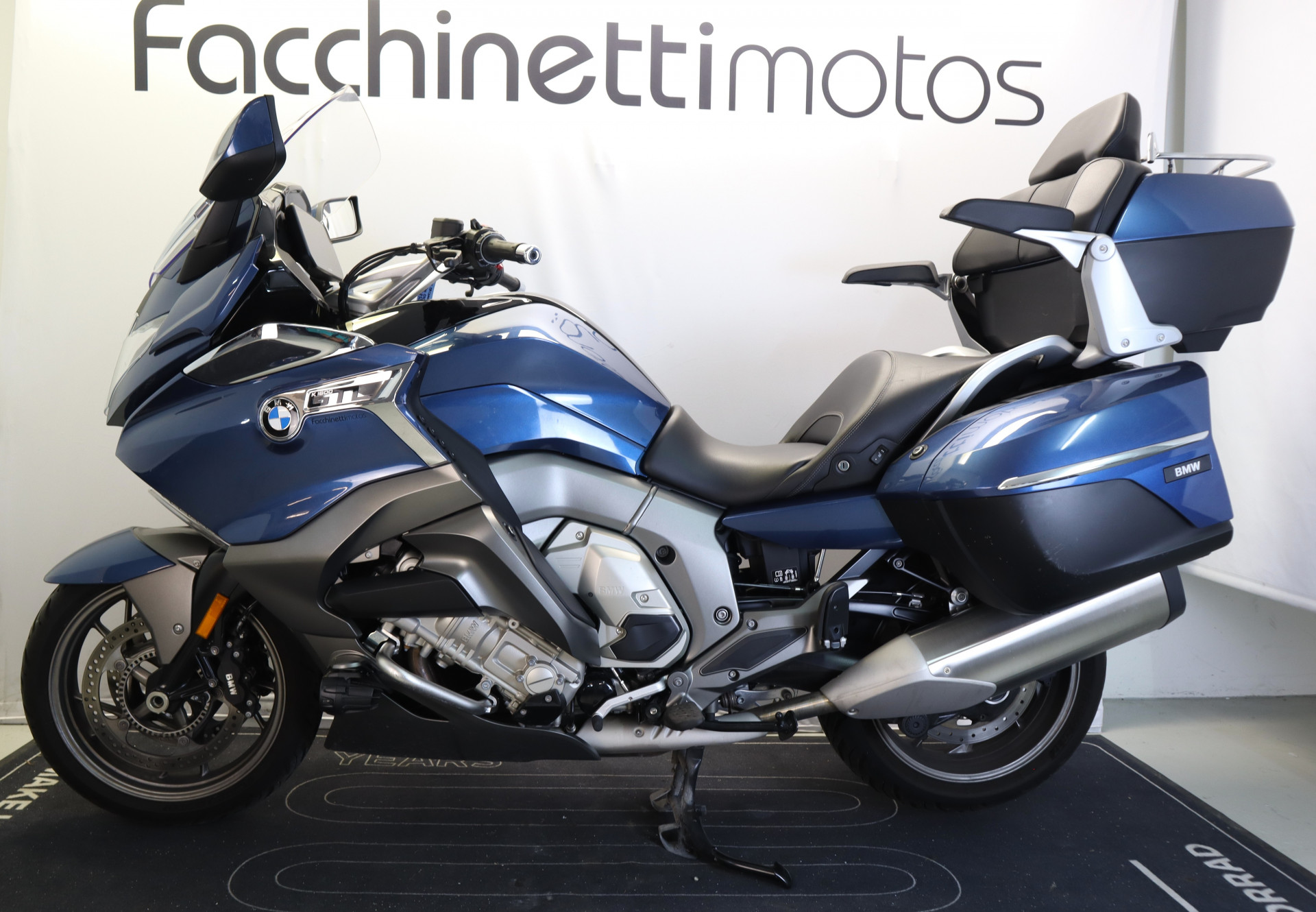 BMW K 1600 GTL *Services inclus et Garantie constructeur 06.27*-showroom-element-1