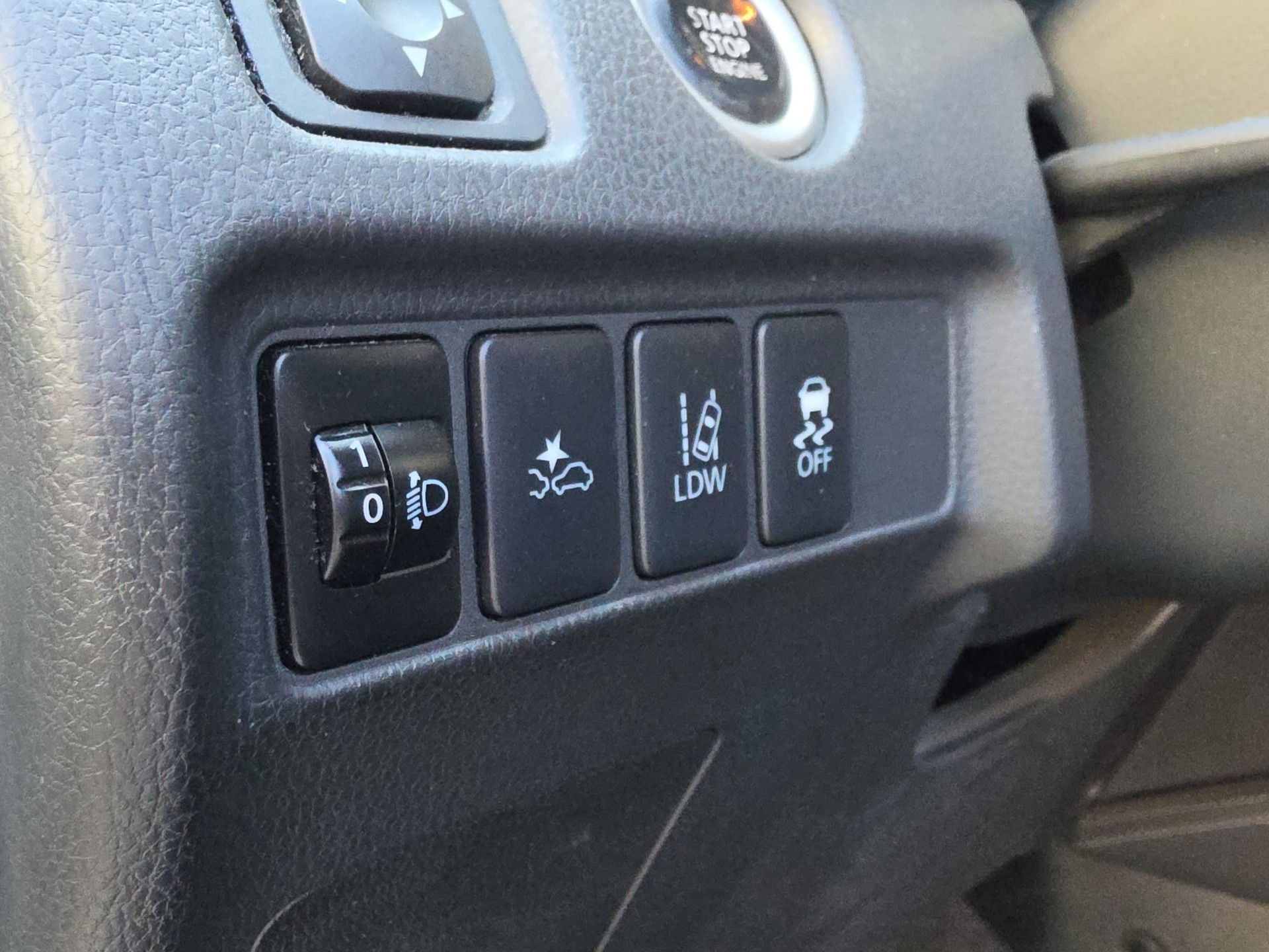 MITSUBISHI 2.2 Diamond Double Cab Automat-image-11